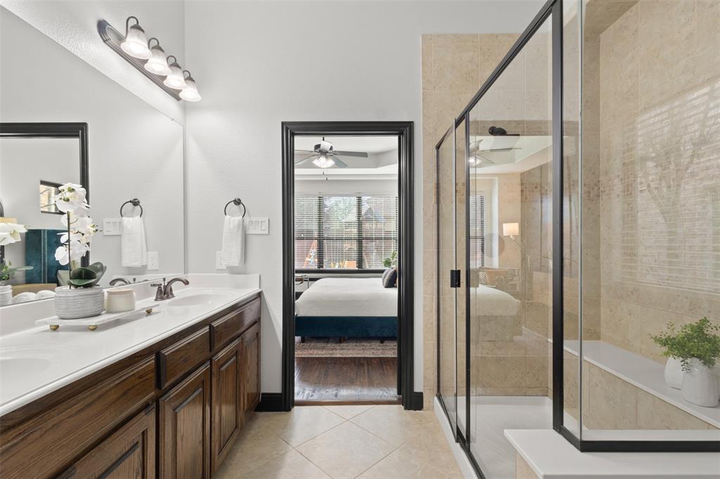 Lantana, Texas, 76226, United States, 4 Bedrooms Bedrooms, ,4 BathroomsBathrooms,Residential,For Sale,2010327