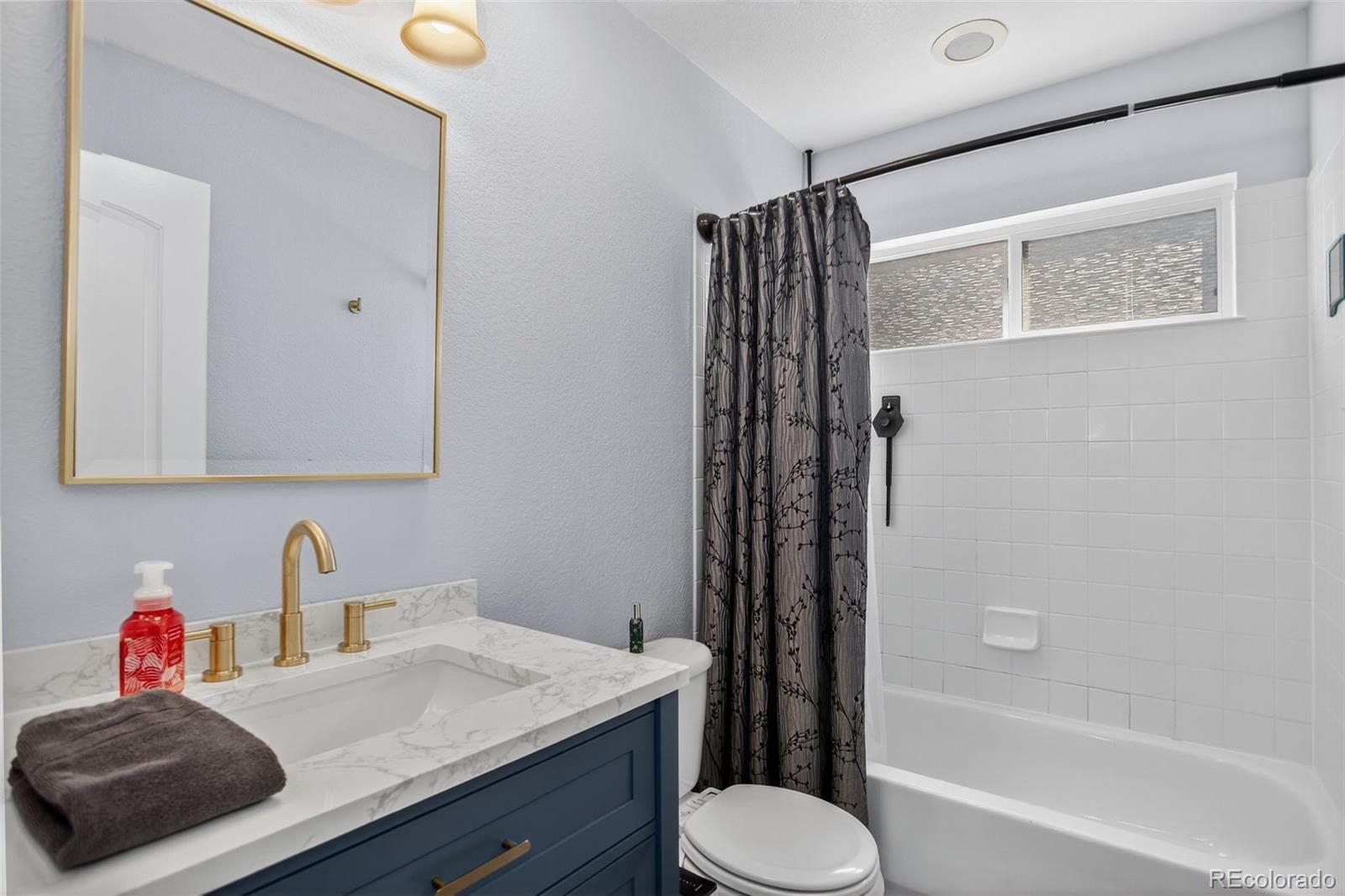 Aurora, Colorado, 80018, United States, 3 Bedrooms Bedrooms, ,3 BathroomsBathrooms,Residential,For Sale,1913333