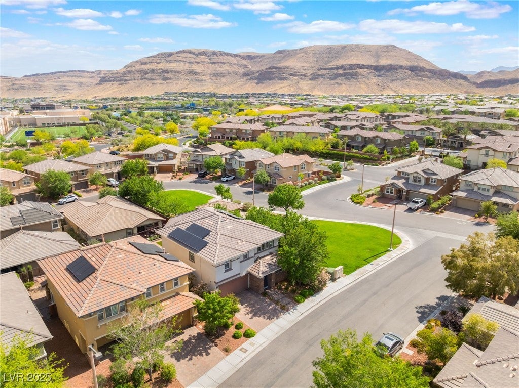 Las Vegas, Nevada, 89135, United States, 3 Bedrooms Bedrooms, ,3 BathroomsBathrooms,Residential,For Sale,1977771