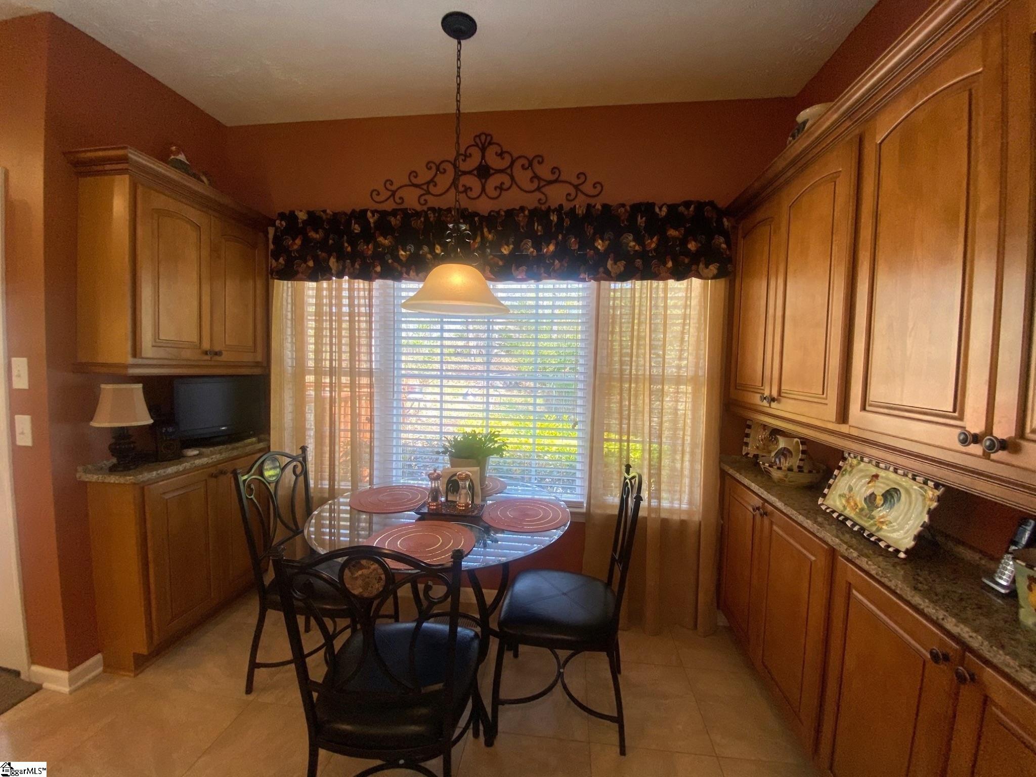 Seneca, South Carolina, 29672, United States, 4 Bedrooms Bedrooms, ,3 BathroomsBathrooms,Residential,For Sale,1927213