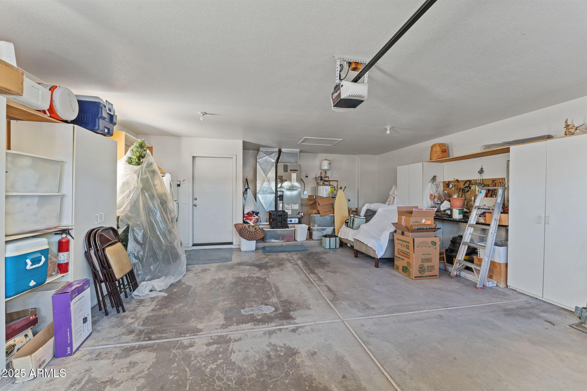 Wickenburg, Arizona, 85390, United States, 3 Bedrooms Bedrooms, ,2 BathroomsBathrooms,Residential,For Sale,1990745