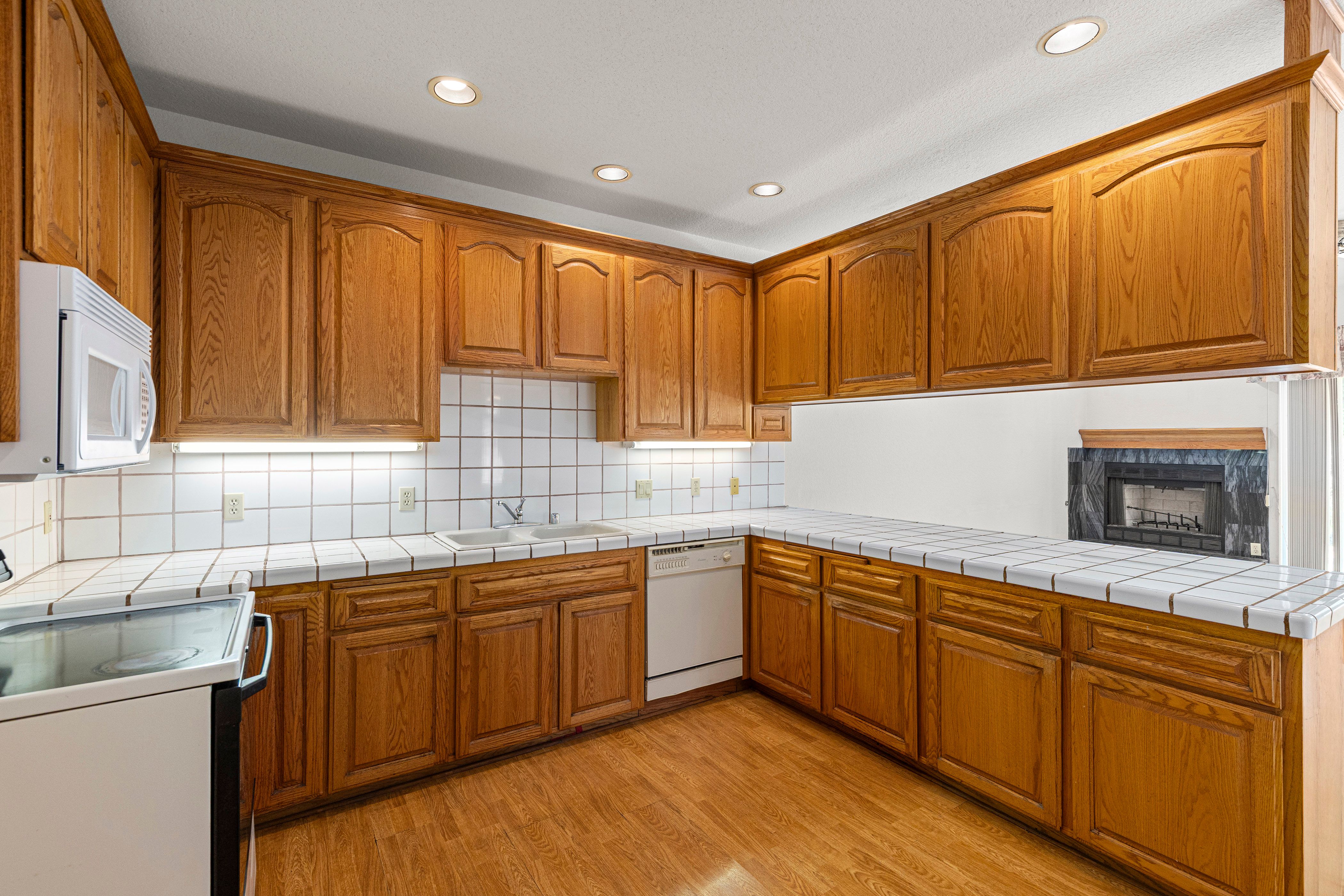  2446-2448 Sacada Circle, Carlsbad, CA 92009 - 物件實景