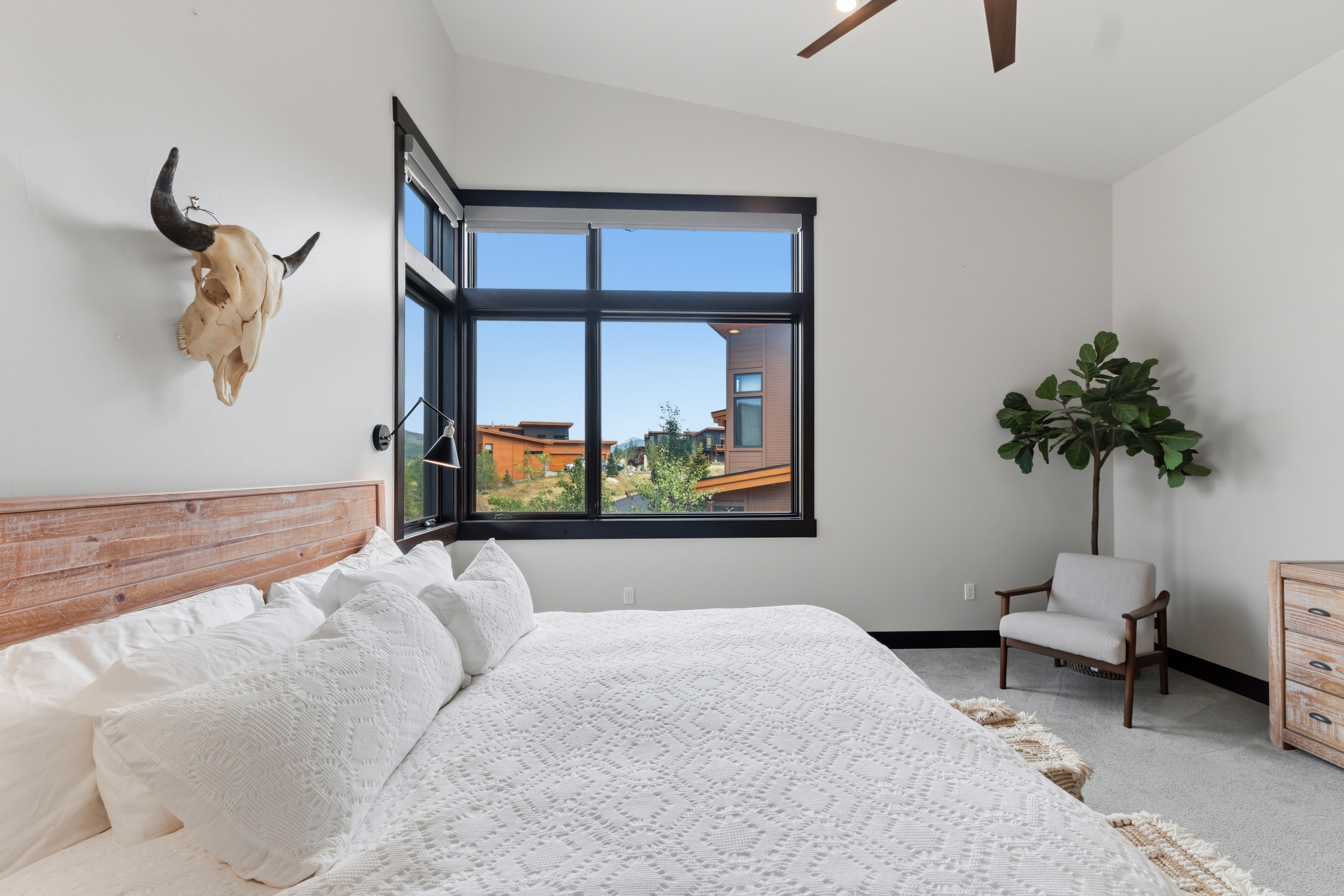  Beautifully Furnished Duplex in Highly Sought After Summit Sky Ranch Community - 物件實景