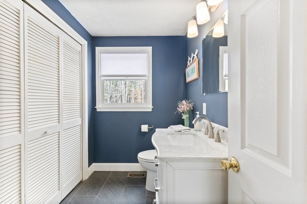 Merrimac, Massachusetts, 01860, United States, 3 Bedrooms Bedrooms, ,3 BathroomsBathrooms,Residential,For Sale,1983762