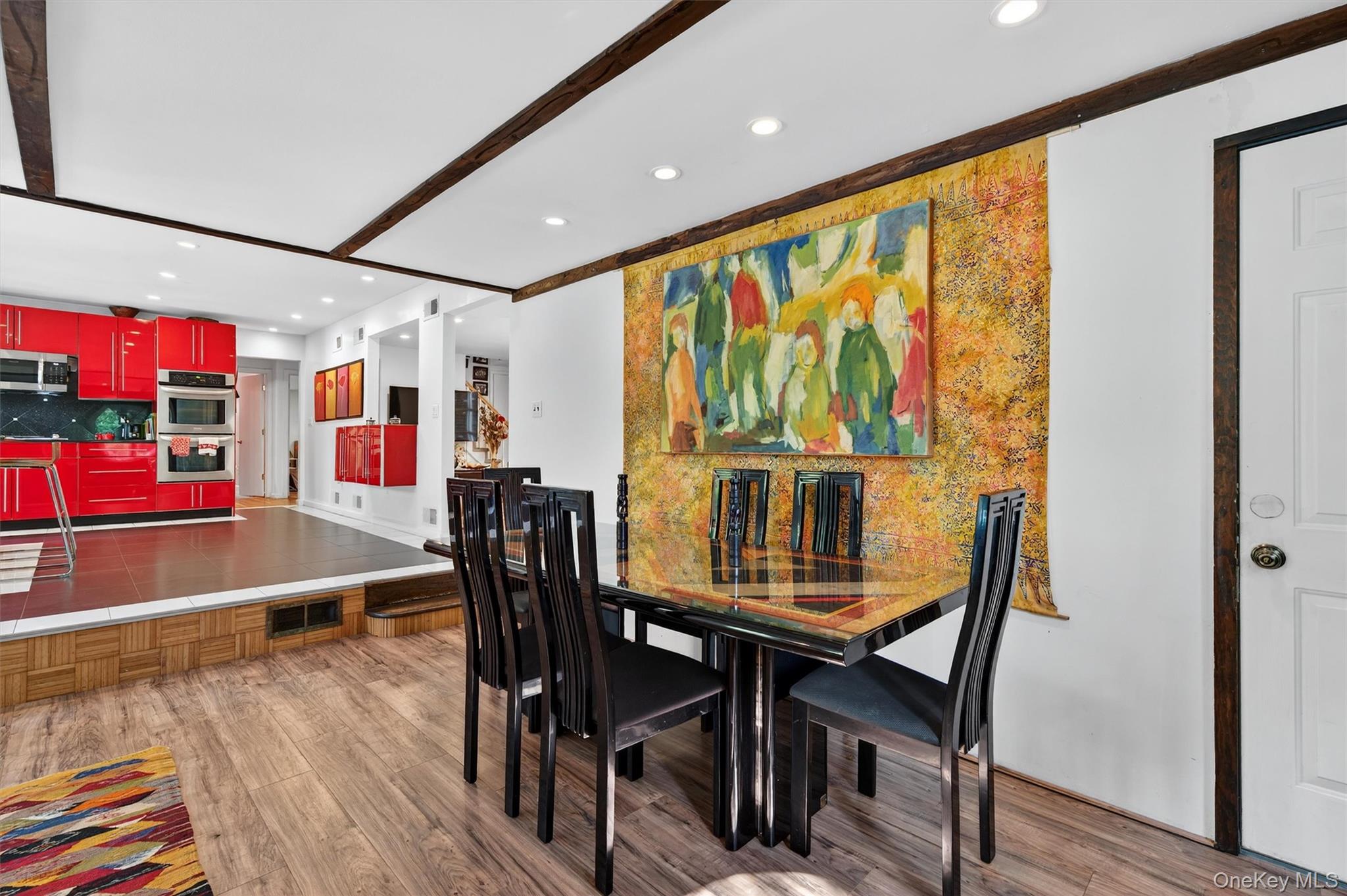 New City, New York, 10956, United States, 4 Bedrooms Bedrooms, ,3 BathroomsBathrooms,Residential,For Sale,2049142
