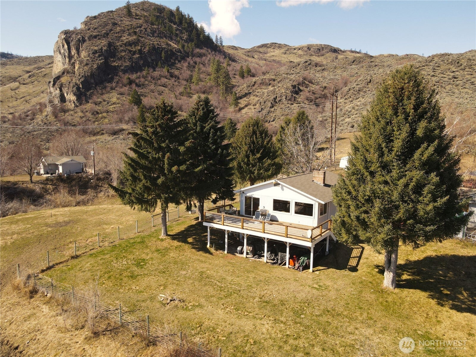 Oroville, Washington, 98844, United States, 3 Bedrooms Bedrooms, ,1 BathroomBathrooms,Residential,For Sale,2002017