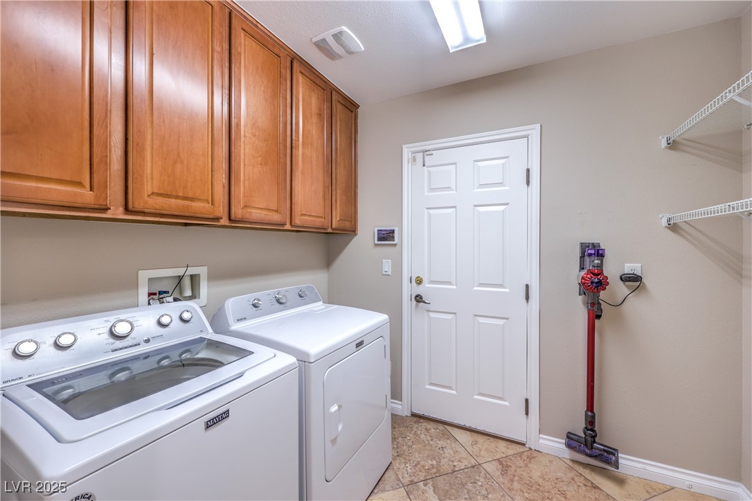 North Las Vegas, Nevada, 89084, United States, 5 Bedrooms Bedrooms, ,4 BathroomsBathrooms,Residential,For Sale,1989651