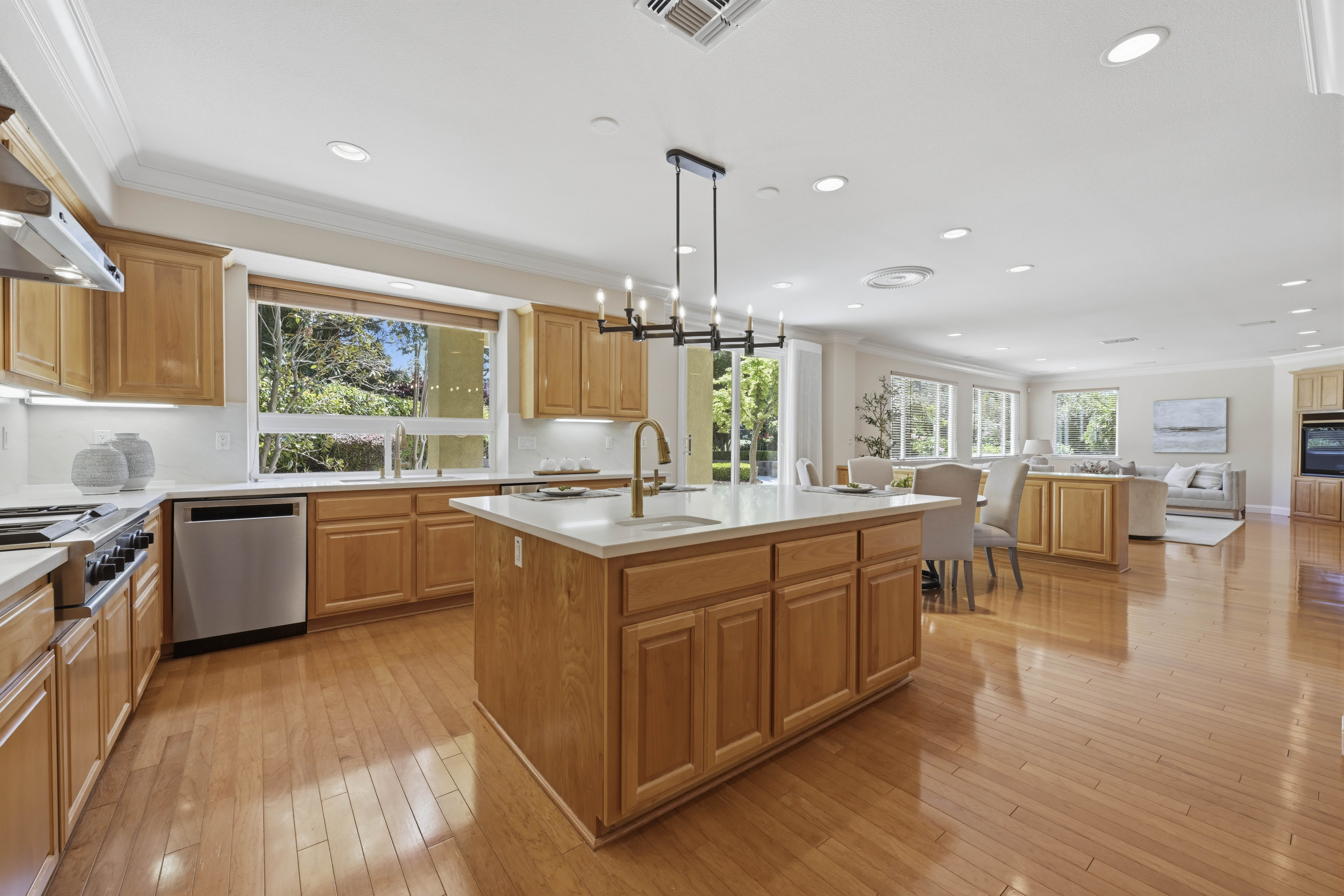  2228 Belvedere Circle, Roseville, CA 95678 - 物件實景