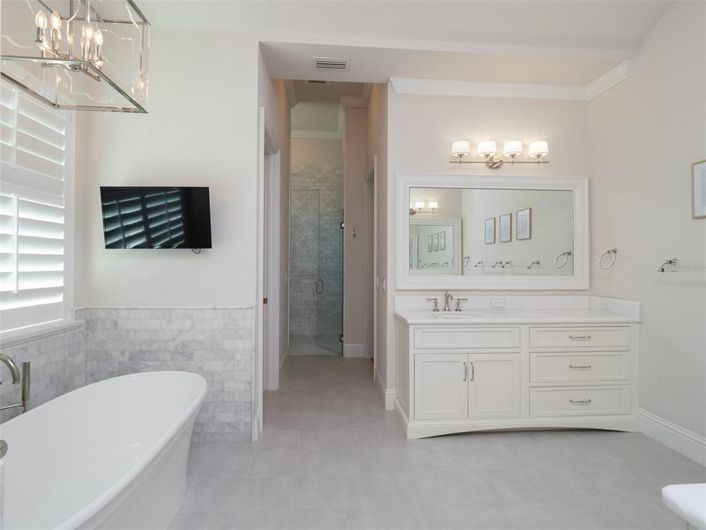 Gainesville, Florida, 32608, United States, 5 Bedrooms Bedrooms, ,8 BathroomsBathrooms,Residential,For Sale,1754058