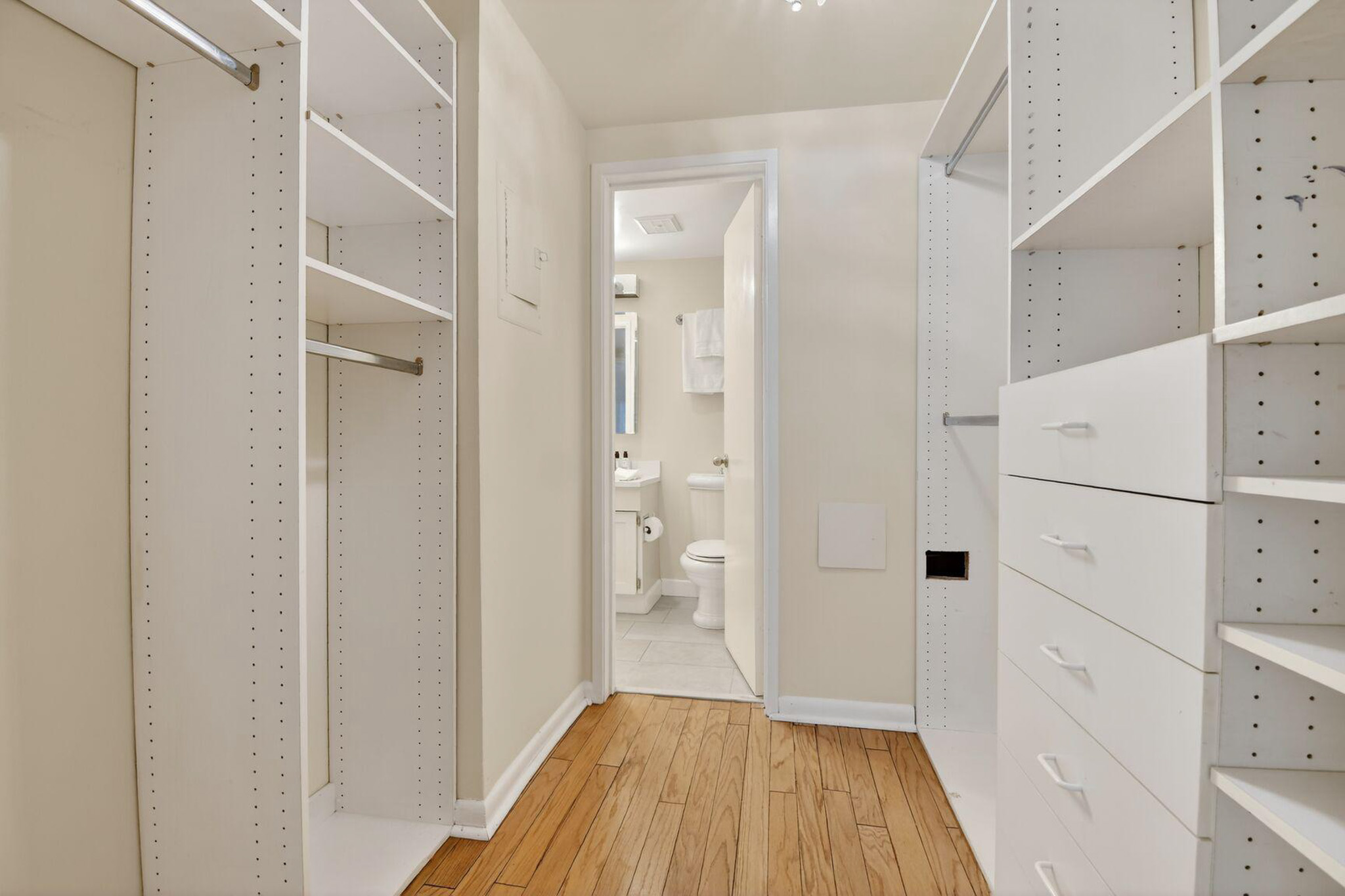  3225 Grace Street NW, Washington, DC, 20007 - 物件實景