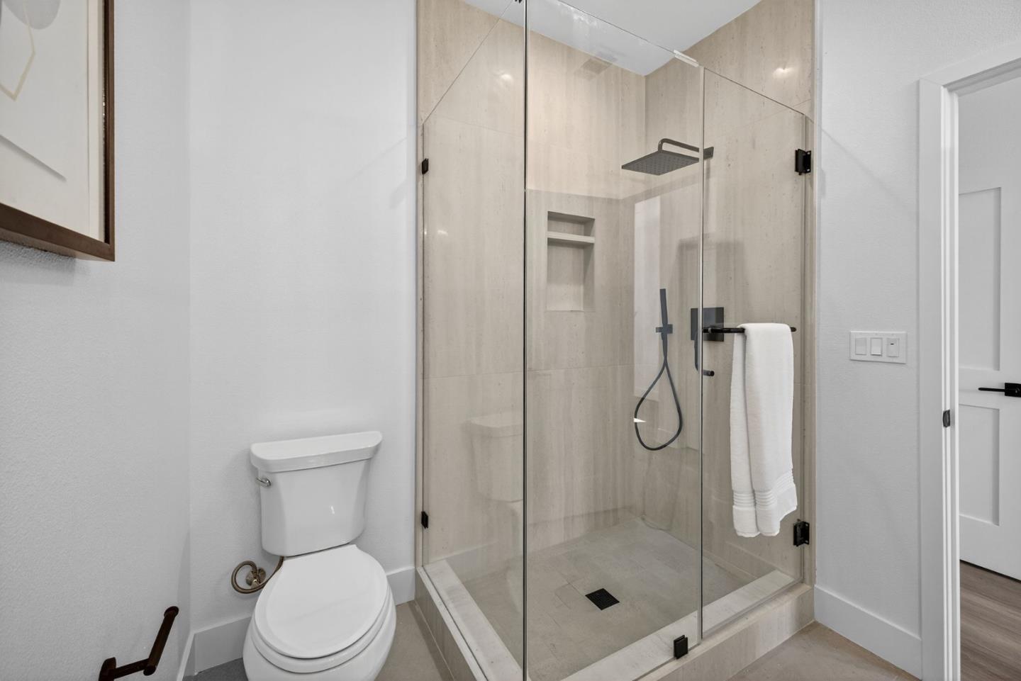 Redwood City, California, 94061, United States, 4 Bedrooms Bedrooms, ,3 BathroomsBathrooms,Residential,For Sale,1988183