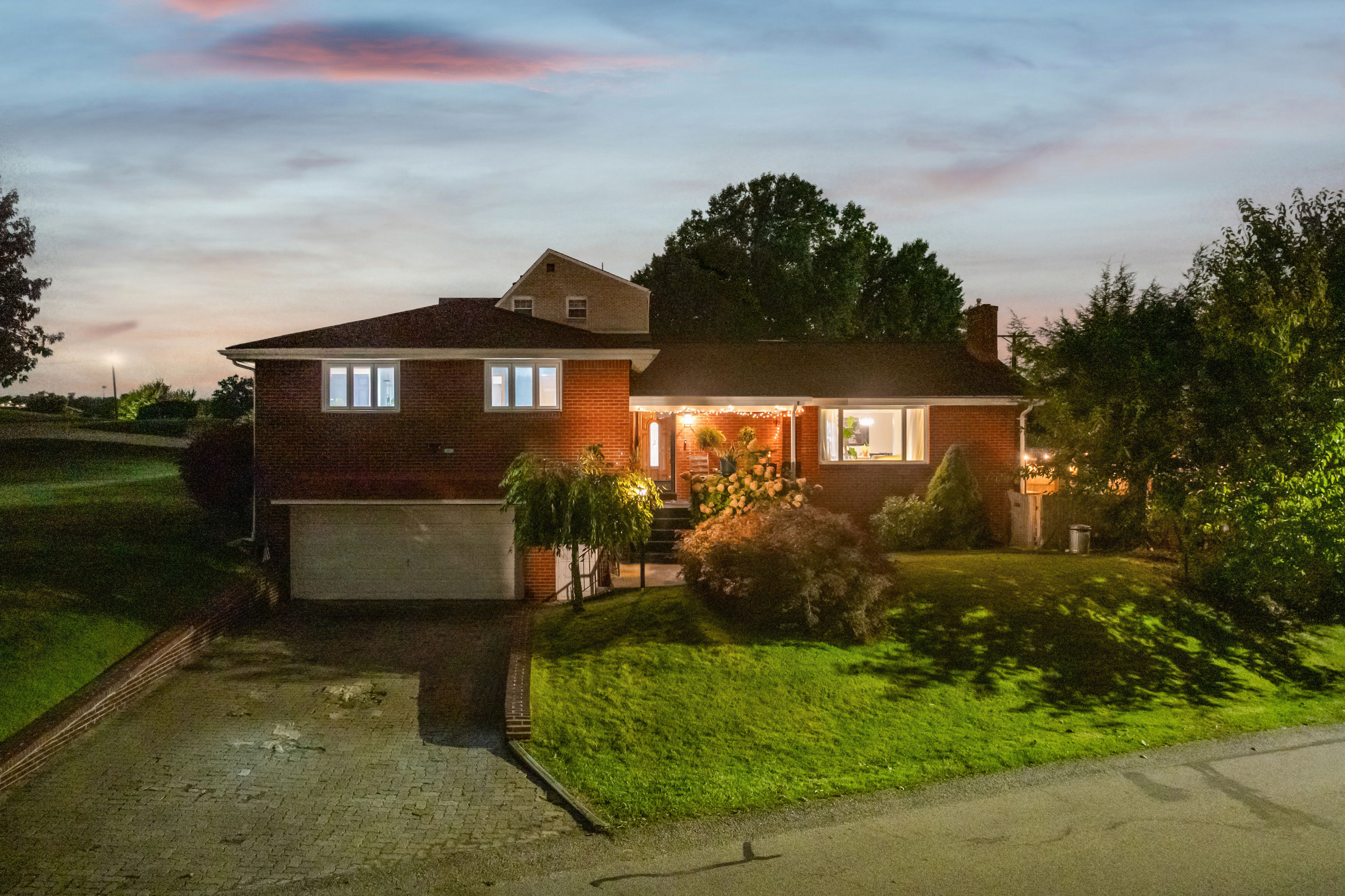  1260 Laurel Hill Drive, West Homestead, PA 15120 - 物件實景