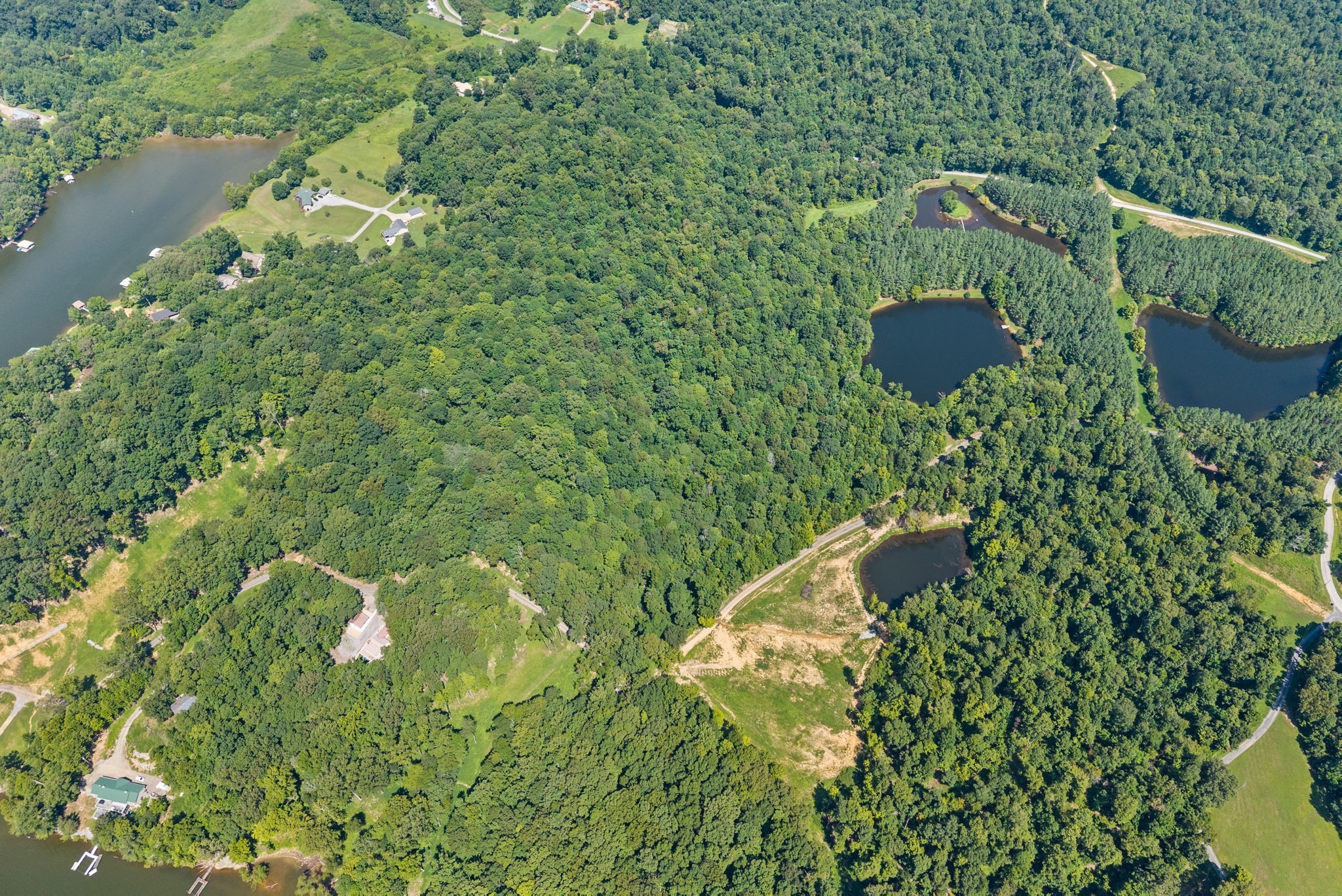 Cadiz, Kentucky, 42211, United States, 4 Bedrooms Bedrooms, ,3 BathroomsBathrooms,Residential,For Sale,1977115