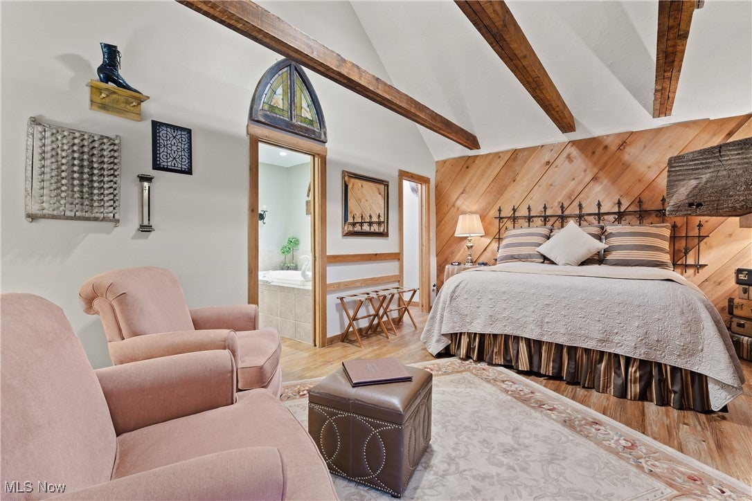 Cleveland, Ohio, 44113, United States, 3 Bedrooms Bedrooms, ,4 BathroomsBathrooms,Residential,For Sale,1984065