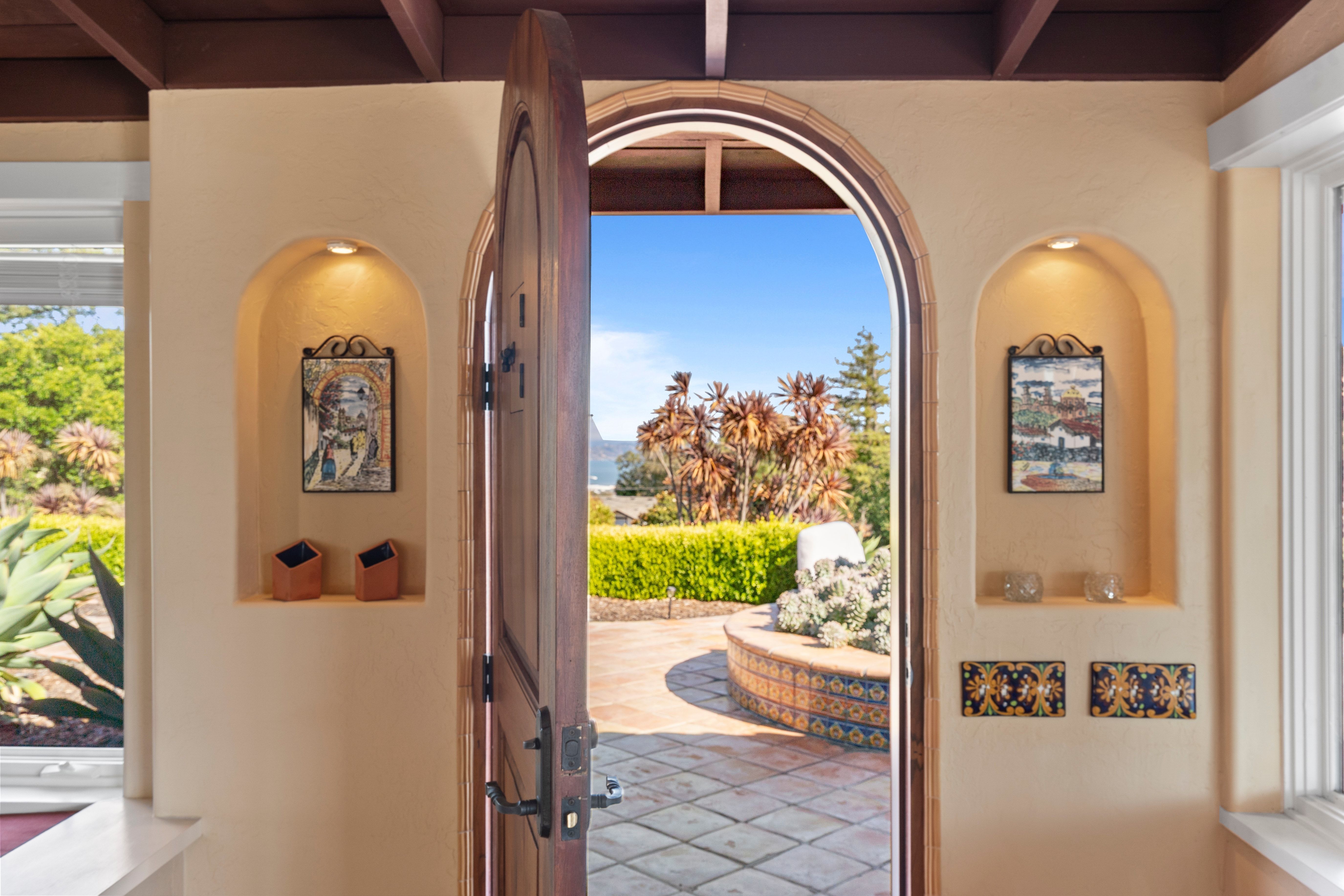  Artisan Hacienda-Style Home with Sweeping Bay to Tam Views - 物件實景