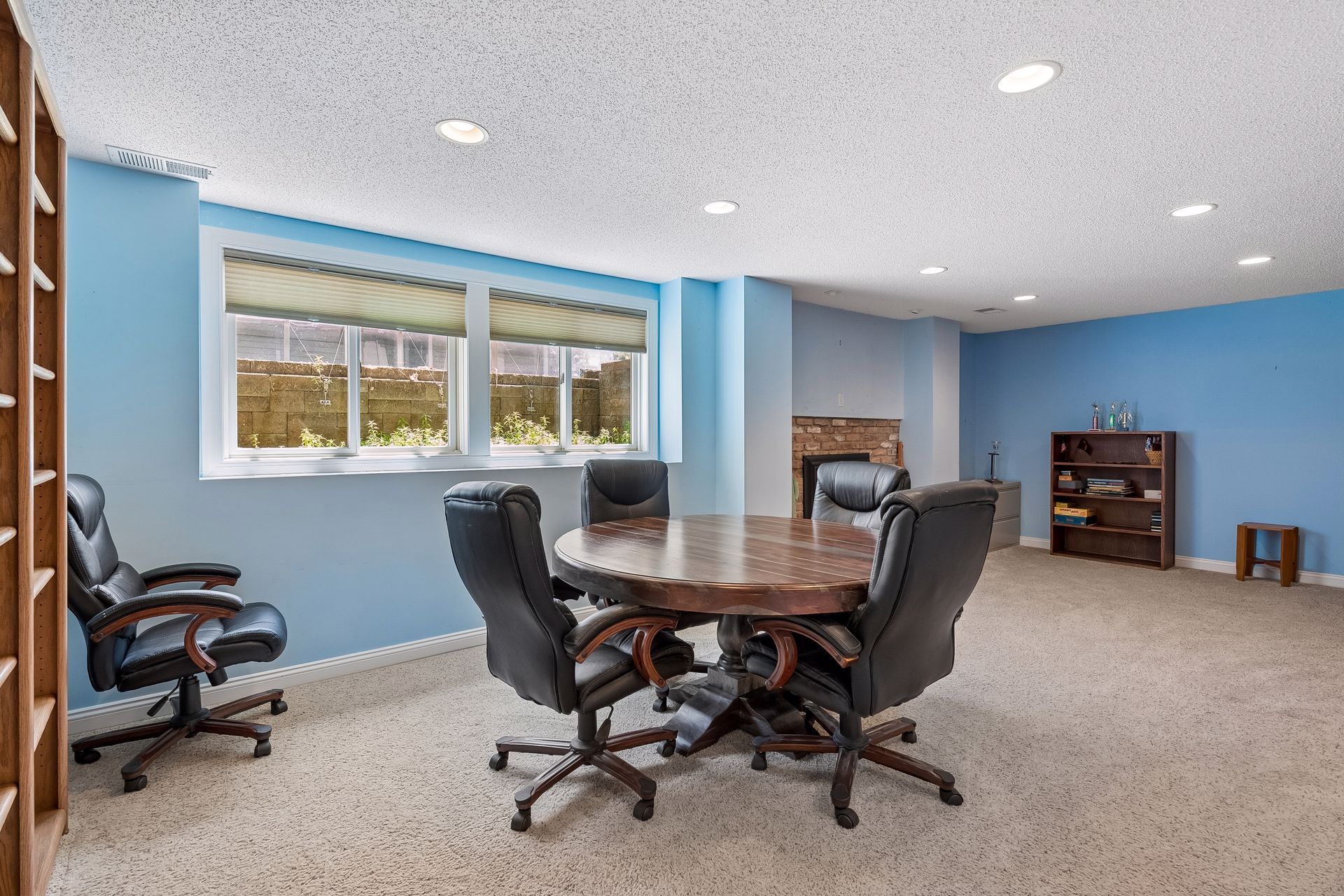  Turnkey Comfort In Prime Bloomington - 物件實景