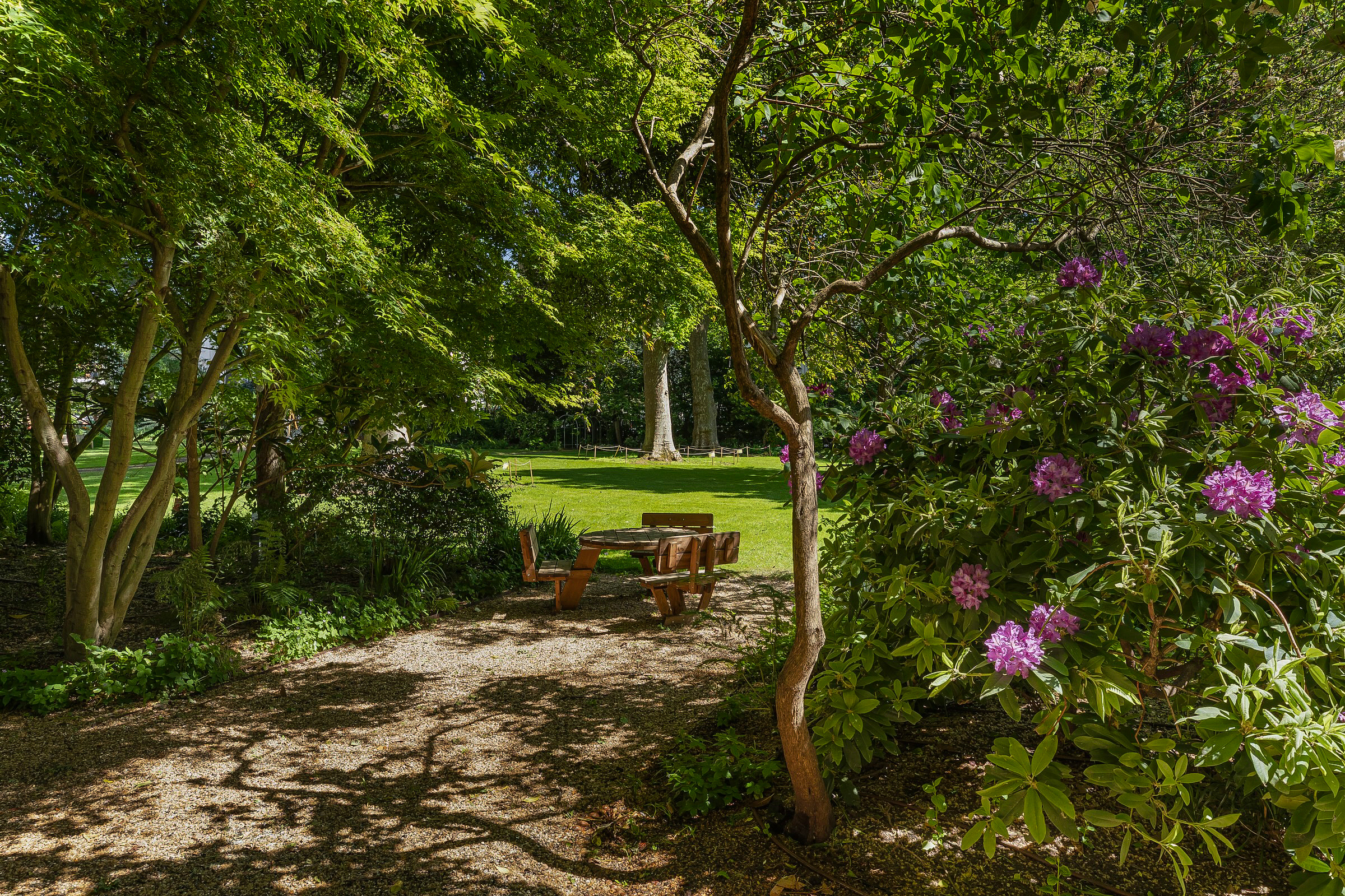  Gloucester Square Grandeur with Exceptional Potential - 物件實景