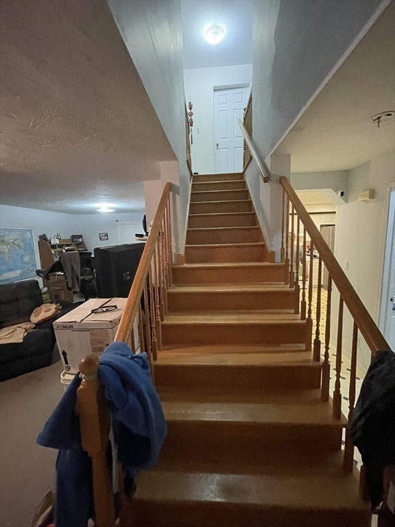 Mashpee, Massachusetts, 02649, United States, 4 Bedrooms Bedrooms, ,3 BathroomsBathrooms,Residential,For Sale,1990950