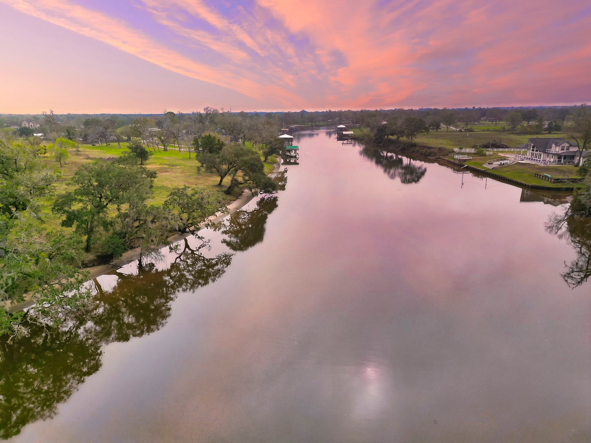 Brazoria, Texas, 77422, United States, 6 Bedrooms Bedrooms, ,6 BathroomsBathrooms,Residential,For Sale,1978625