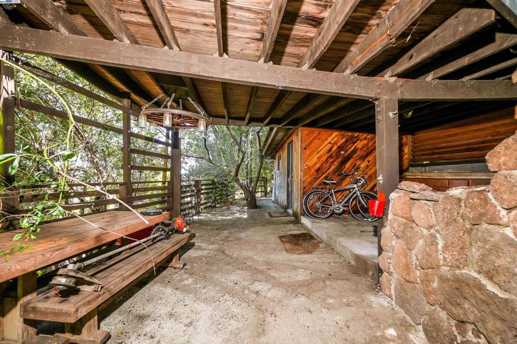 San Rafael, California, 94903-3840, United States, 3 Bedrooms Bedrooms, ,3 BathroomsBathrooms,Residential,For Sale,1987101