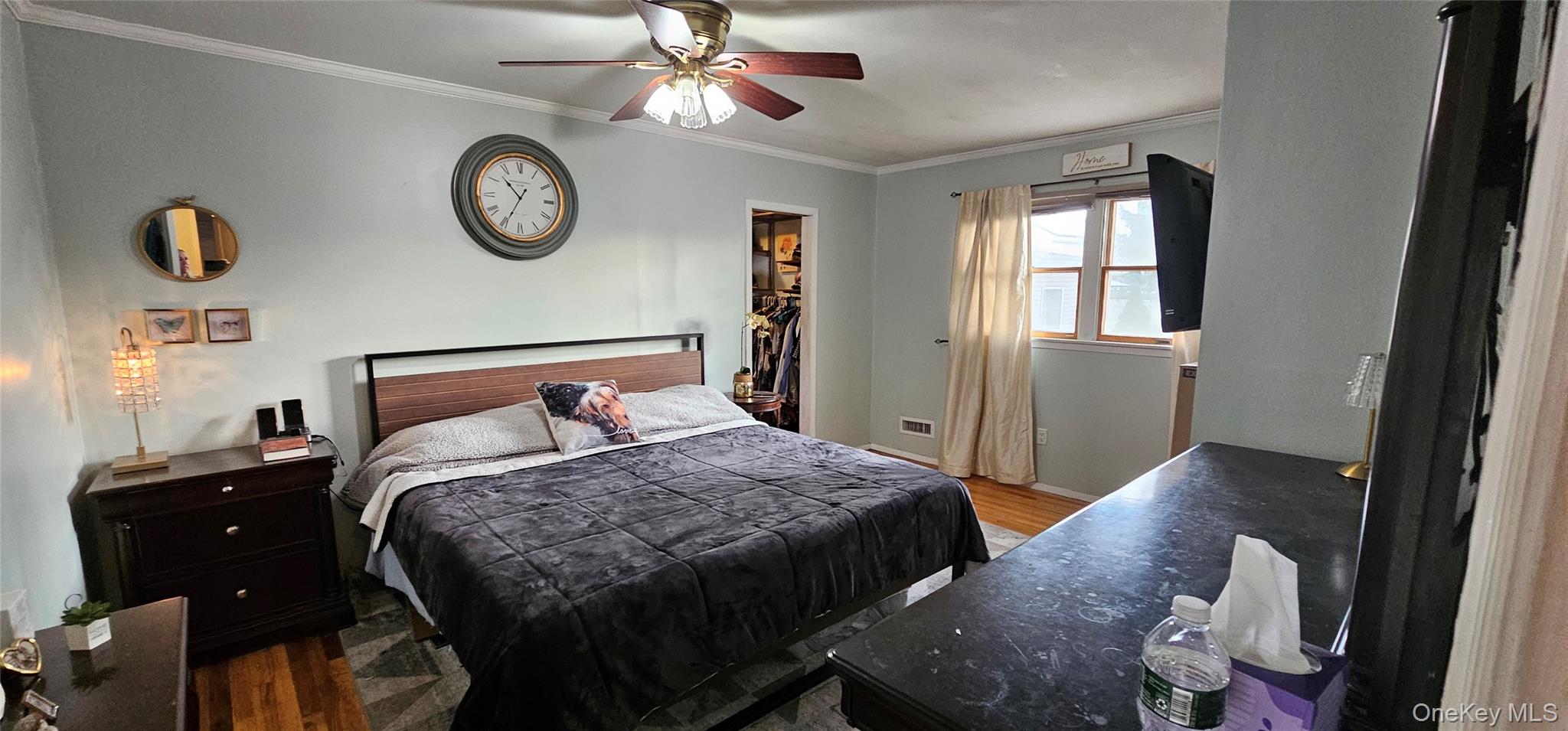 Commack, New York, 11725, United States, 3 Bedrooms Bedrooms, ,2 BathroomsBathrooms,Residential,For Sale,1988061