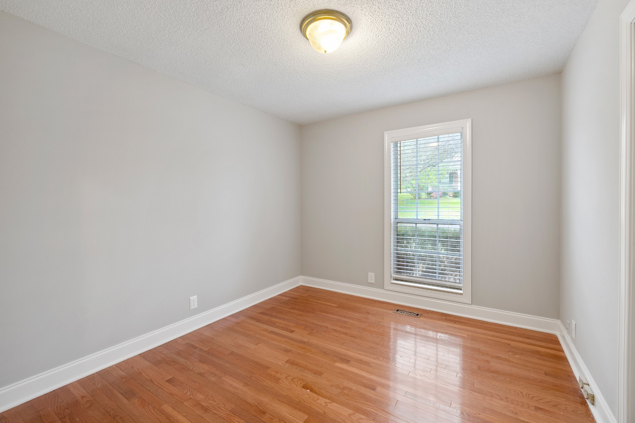  5800 Labrador Ln, Antioch, TN, 37013 - 物件實景