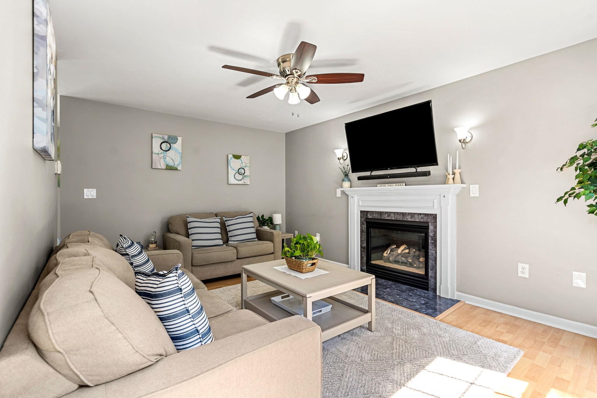 Derry, New Hampshire, 03038, United States, 3 Bedrooms Bedrooms, ,2 BathroomsBathrooms,Residential,For Sale,1927202