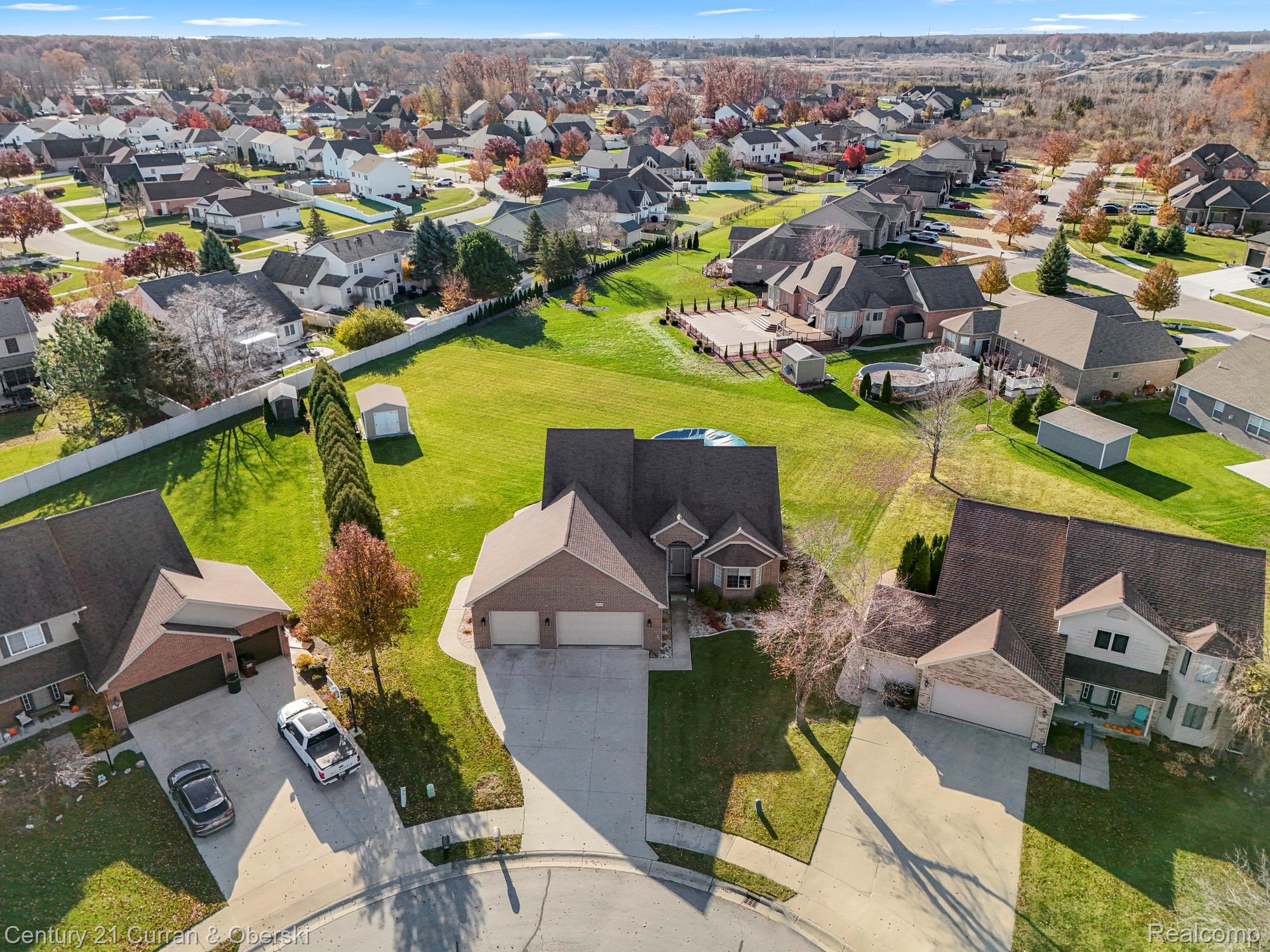 Monroe, Michigan, 48161, United States, 4 Bedrooms Bedrooms, ,3 BathroomsBathrooms,Residential,For Sale,1995376