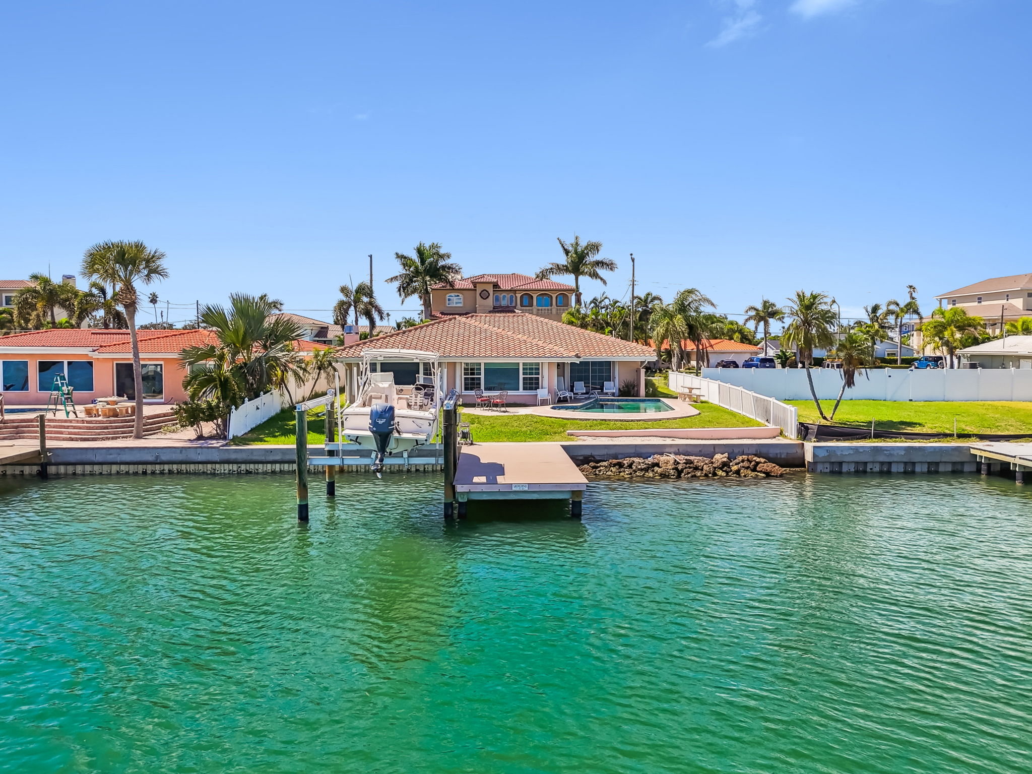 Madeira Beach, Florida, 33708, United States, 4 Bedrooms Bedrooms, ,2 BathroomsBathrooms,Residential,For Sale,2005483