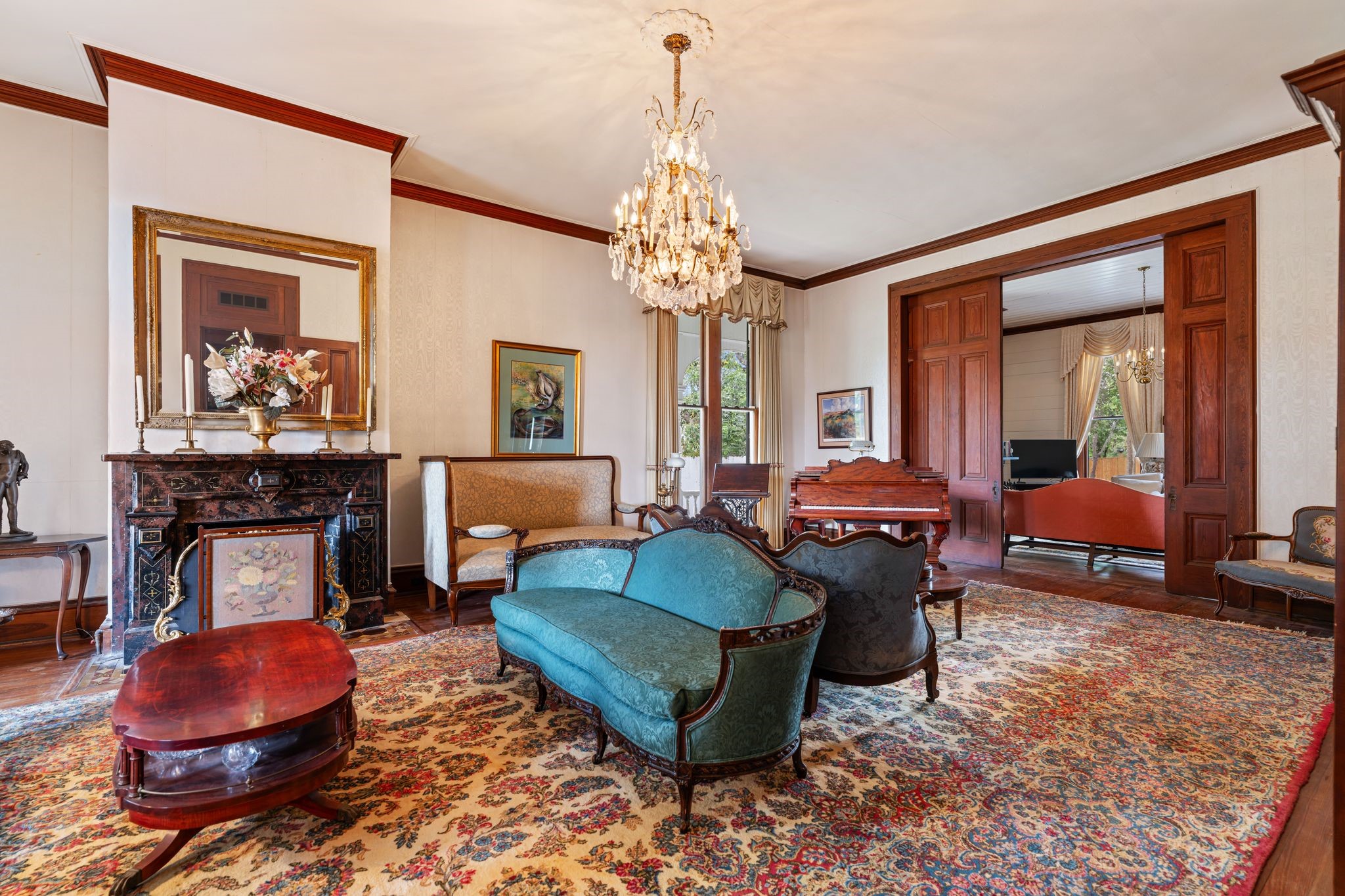  351 E Colorado Street, La Grange, TX, 78945 - 物件實景