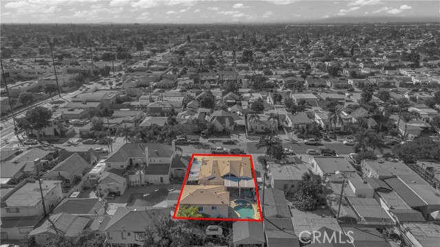 Huntington Park, California, 90255, United States, 4 Bedrooms Bedrooms, ,Residential,For Sale,1987109