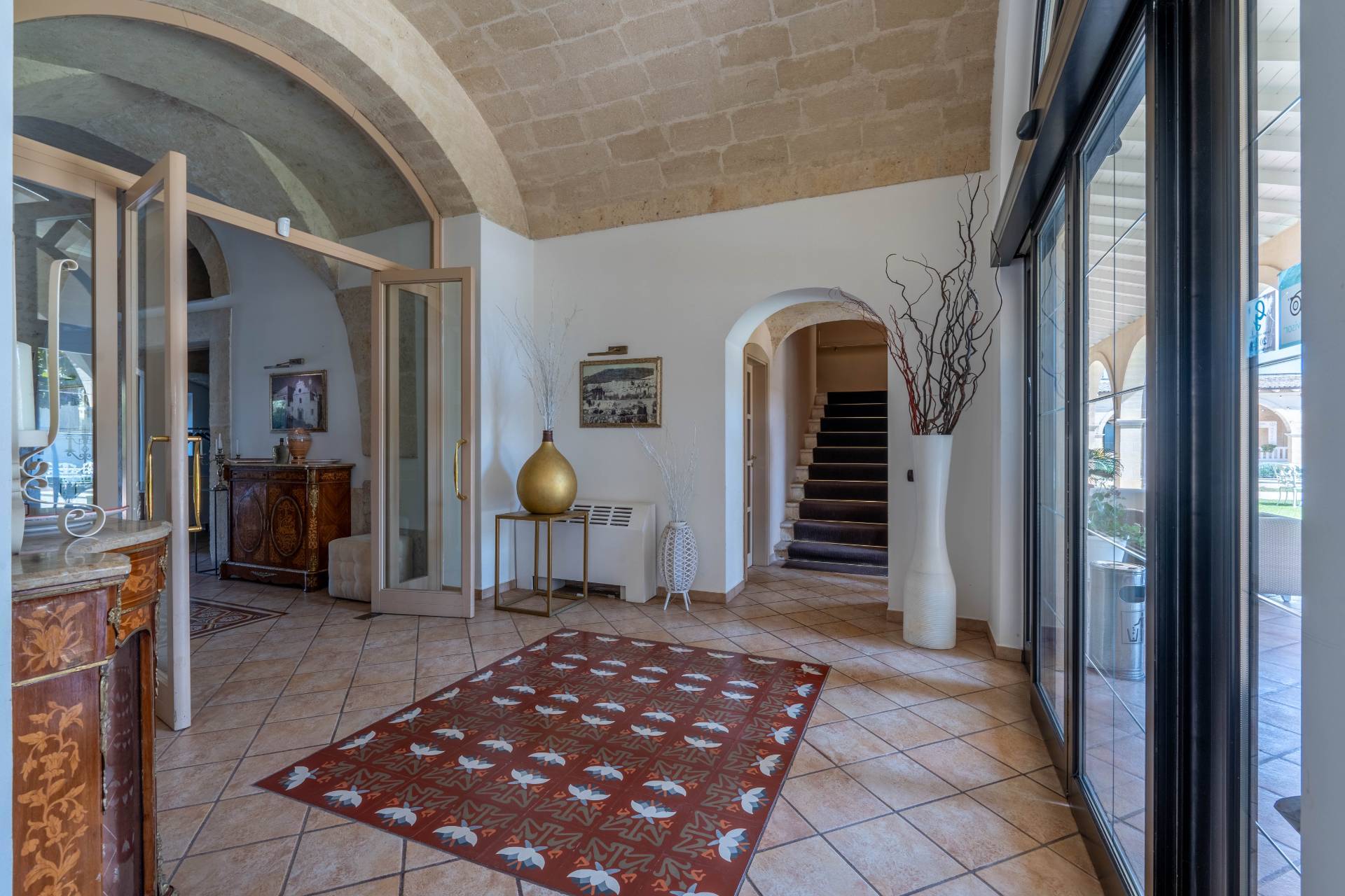 Altamura, Bari, 70022, IT, 21 Bedrooms Bedrooms, ,24 BathroomsBathrooms,Residential,For Sale,1947459