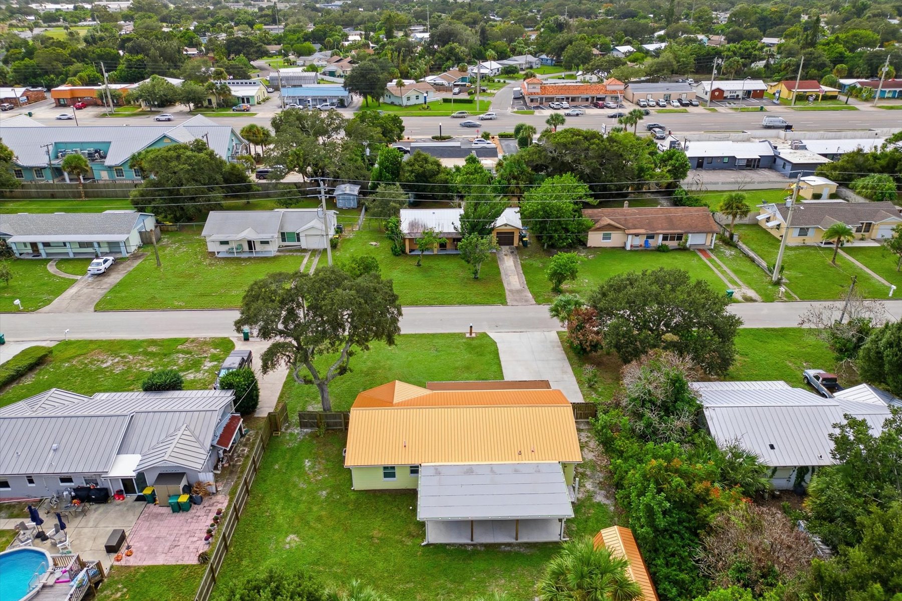  446 Coral Drive, Melbourne, FL, 32935 - 物件實景