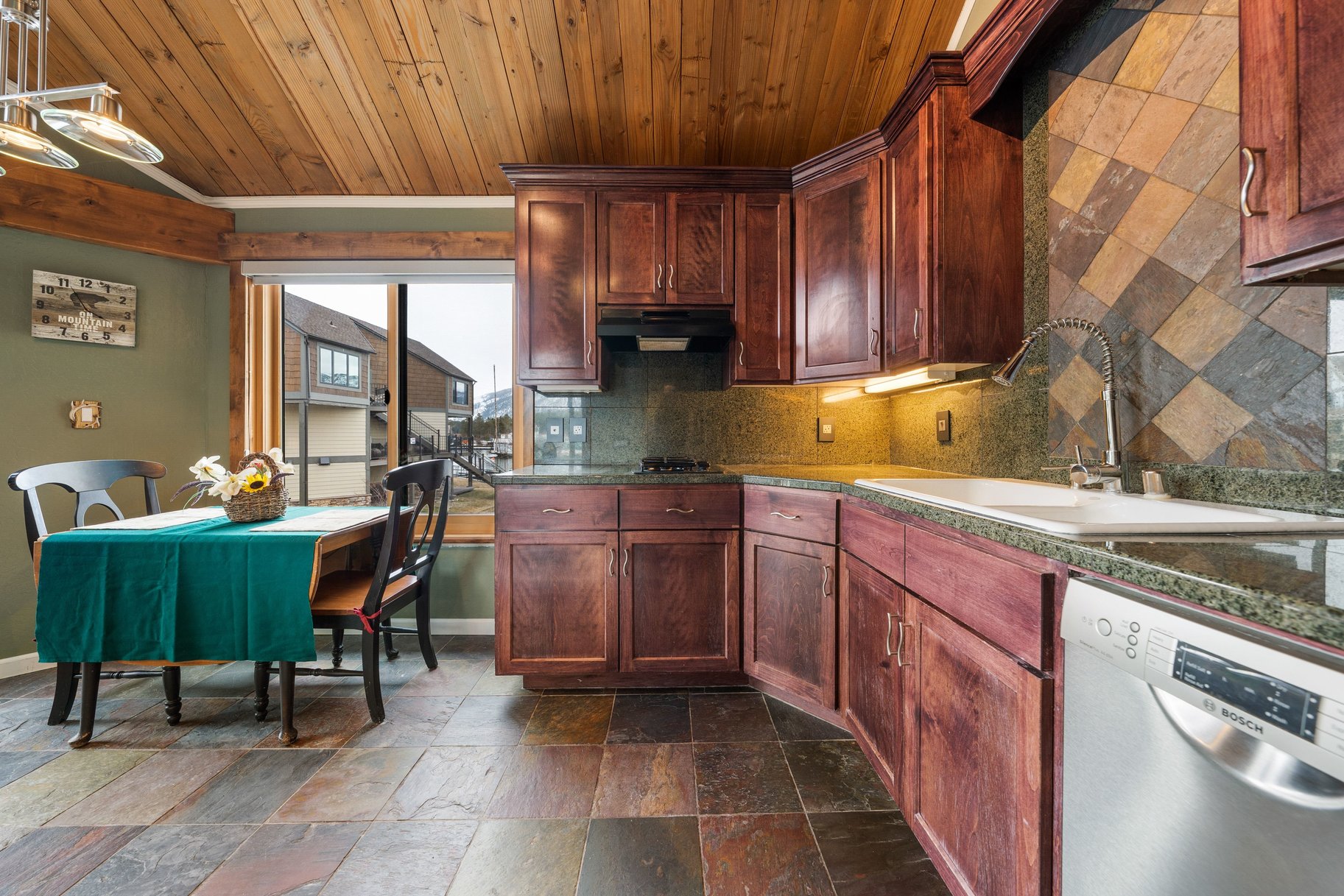  Tahoe Keys Condo - 物件實景