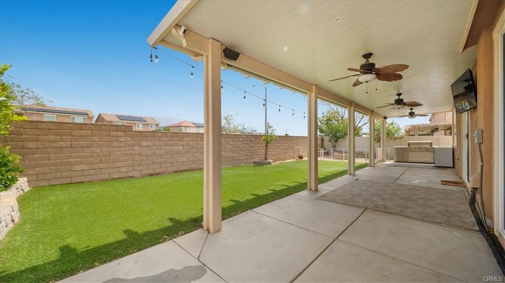 Downtown San Bernard, California, 92407, United States, 6 Bedrooms Bedrooms, ,4 BathroomsBathrooms,Residential,For Sale,1977096