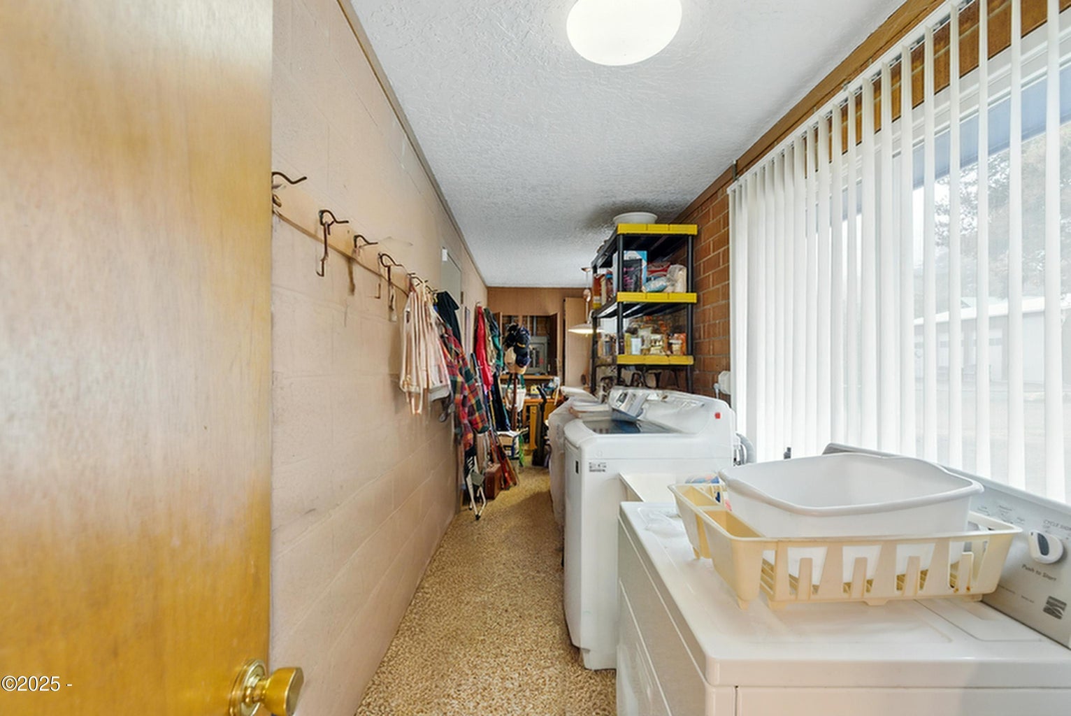 Pacific City, Oregon, 97135, United States, 3 Bedrooms Bedrooms, ,2 BathroomsBathrooms,Residential,For Sale,1921981