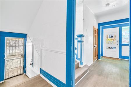 Los Angeles, California, 90007, United States, ,Residential,For Sale,1979301