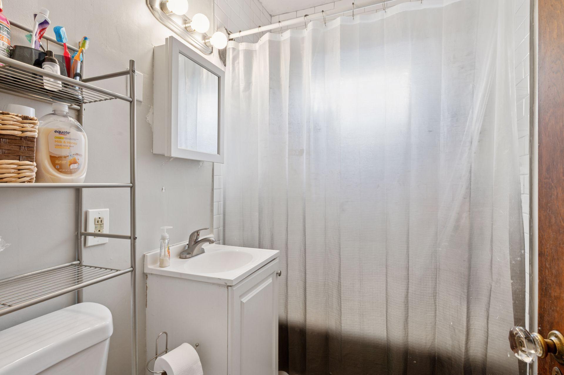 Minneapolis, Minnesota, 55408, United States, ,Residential,For Sale,1903572