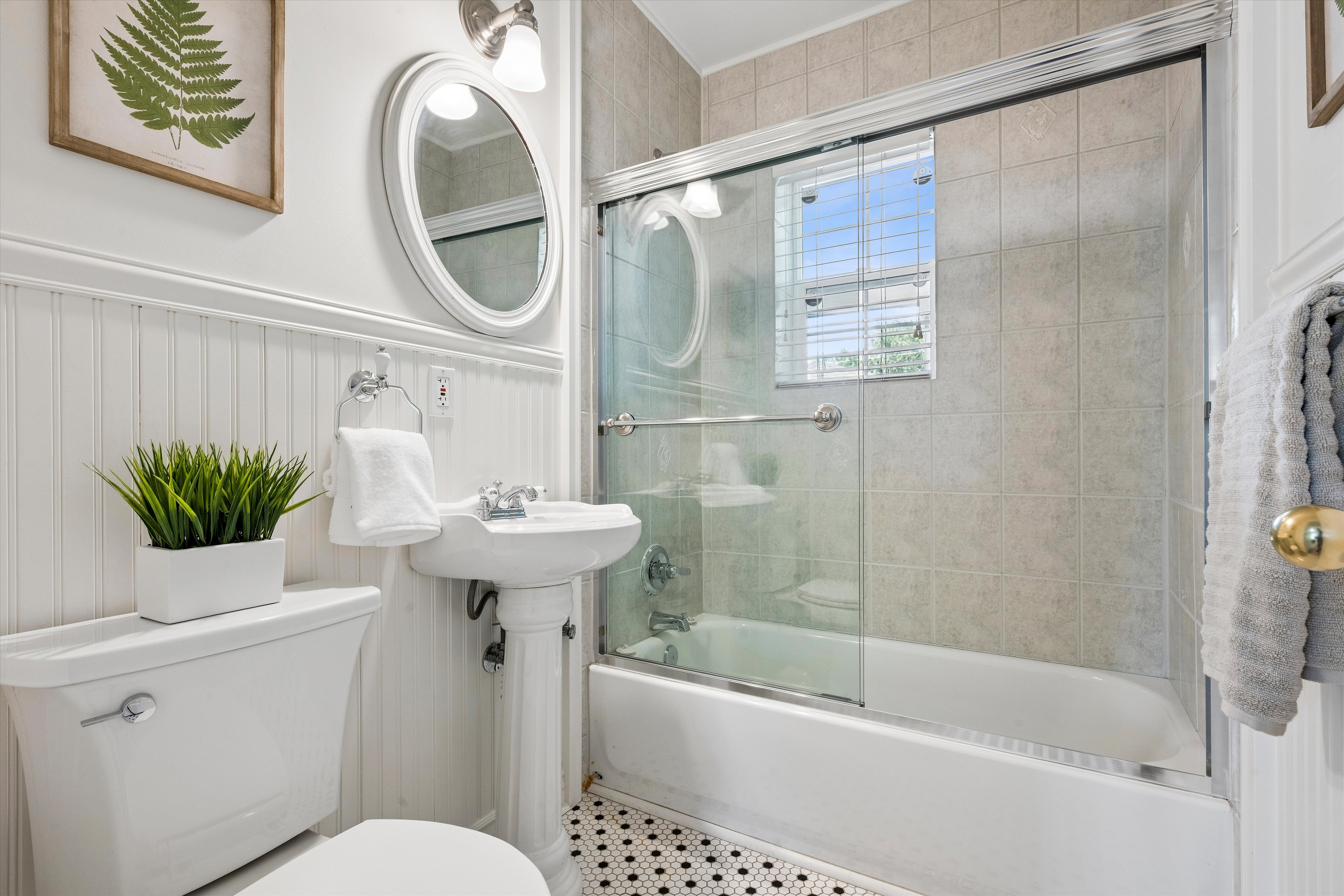  Offers an exceptional combination of space, flexibility, and convenience - 物件實景