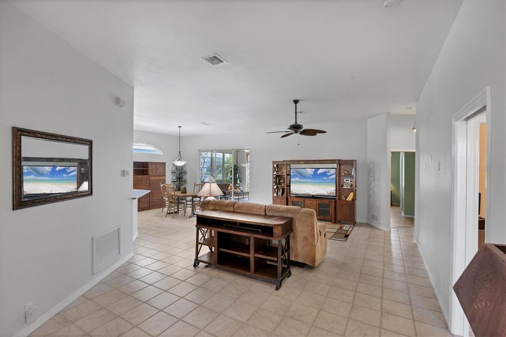 Venice, Florida, 34285, United States, 3 Bedrooms Bedrooms, ,2 BathroomsBathrooms,Residential,For Sale,1997006