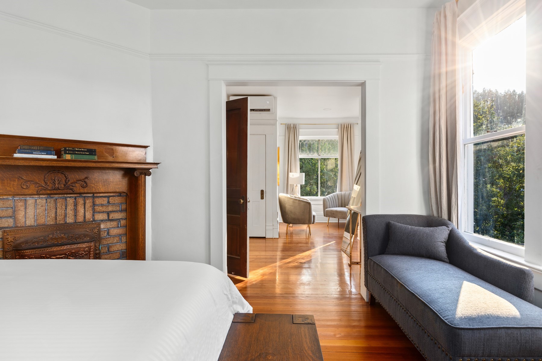  Historic Home with Stunning Views - 物件實景