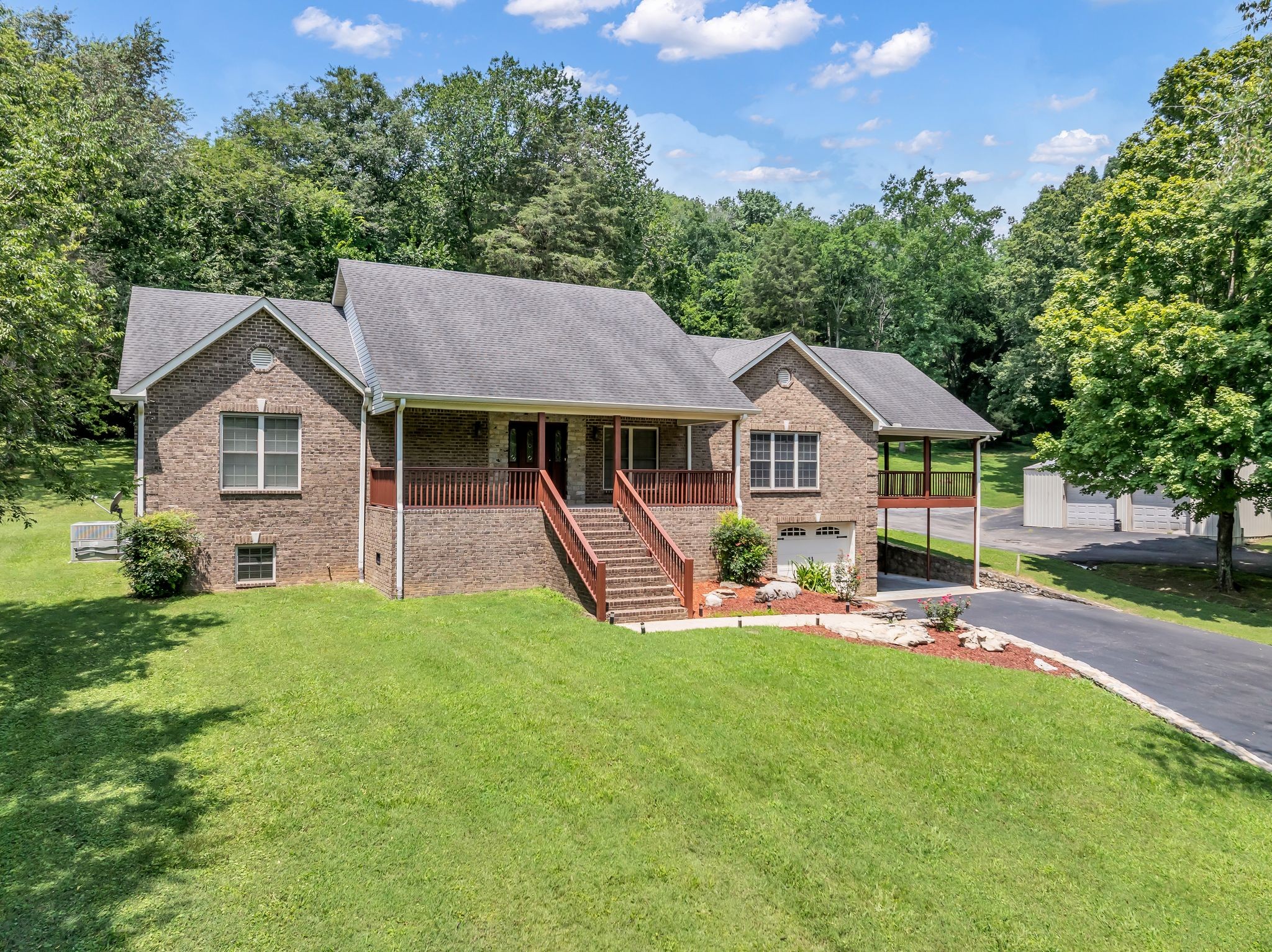 Whites Creek, Tennessee, 37189, United States, 3 Bedrooms Bedrooms, ,3 BathroomsBathrooms,Residential,For Sale,1895173