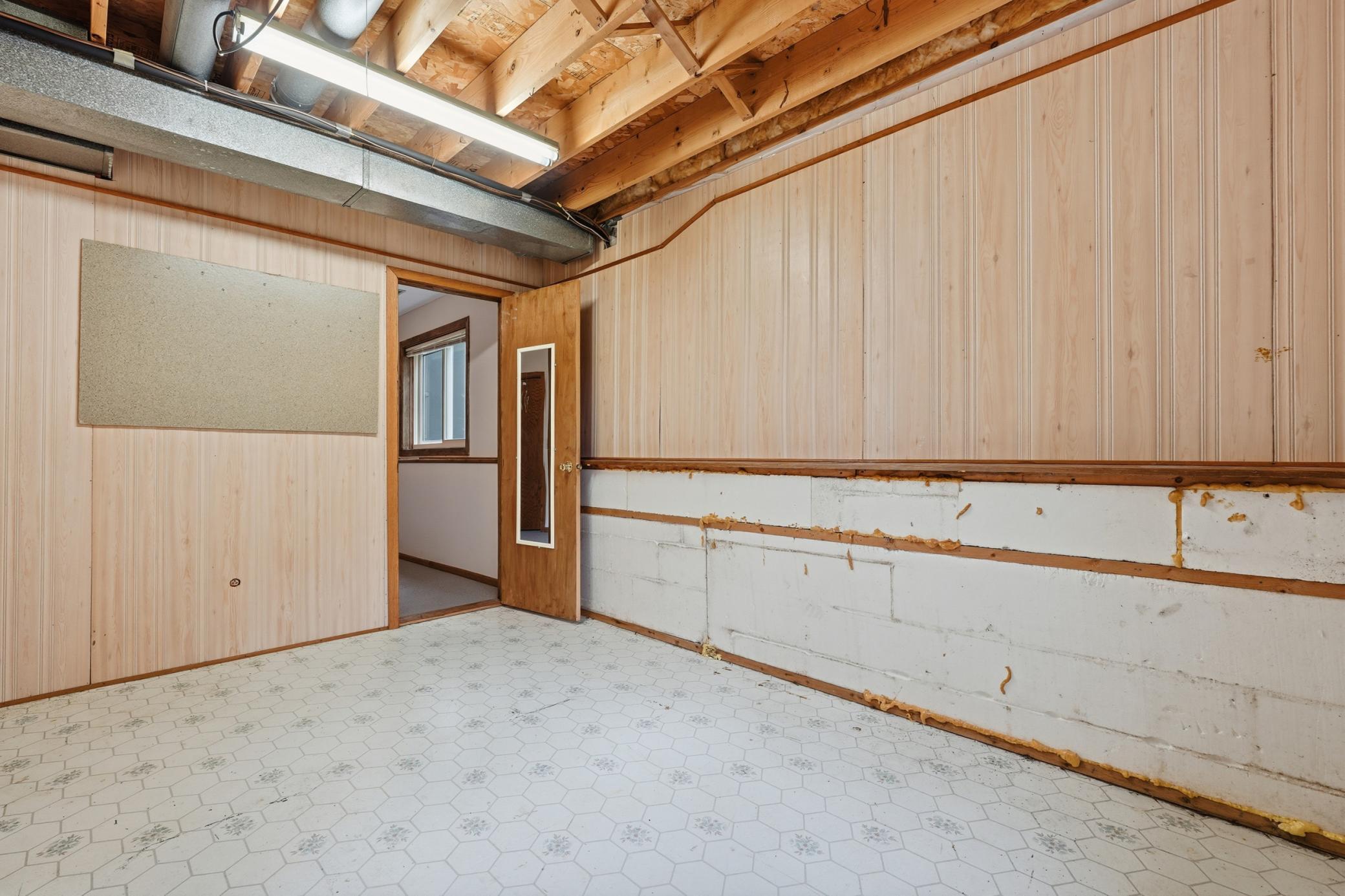 Forest Lake, Minnesota, 55025, United States, 3 Bedrooms Bedrooms, ,1 BathroomBathrooms,Residential,For Sale,1970545