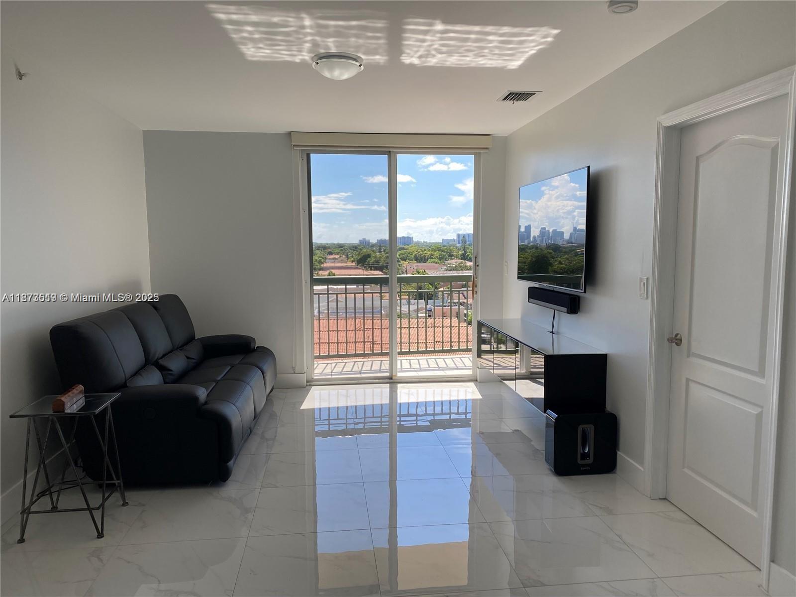 Miami, Florida, 33133, United States, 2 Bedrooms Bedrooms, ,2 BathroomsBathrooms,Residential,For Sale,1939288