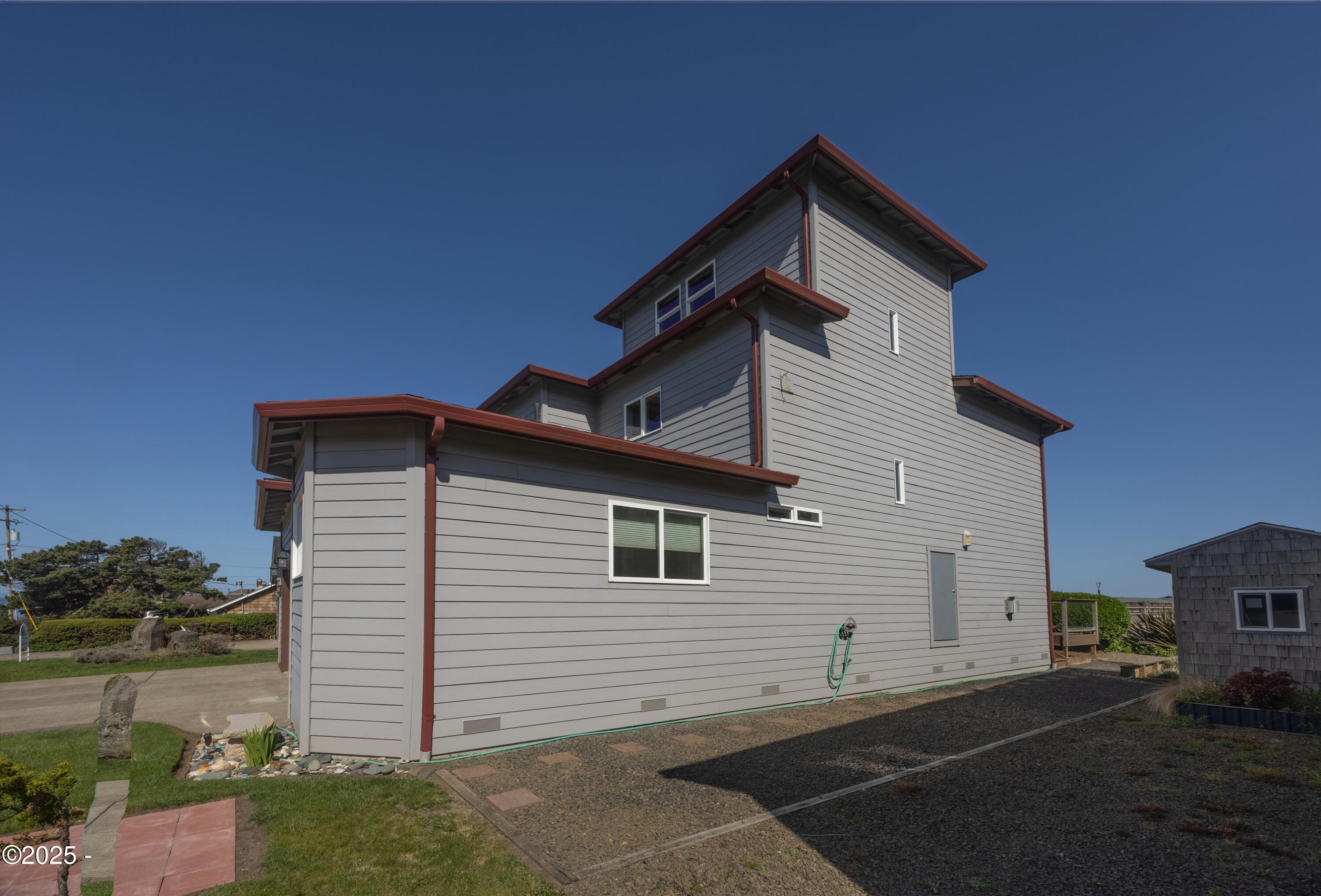 Lincoln City, Oregon, 97367, United States, 4 Bedrooms Bedrooms, ,Residential,For Sale,1793878