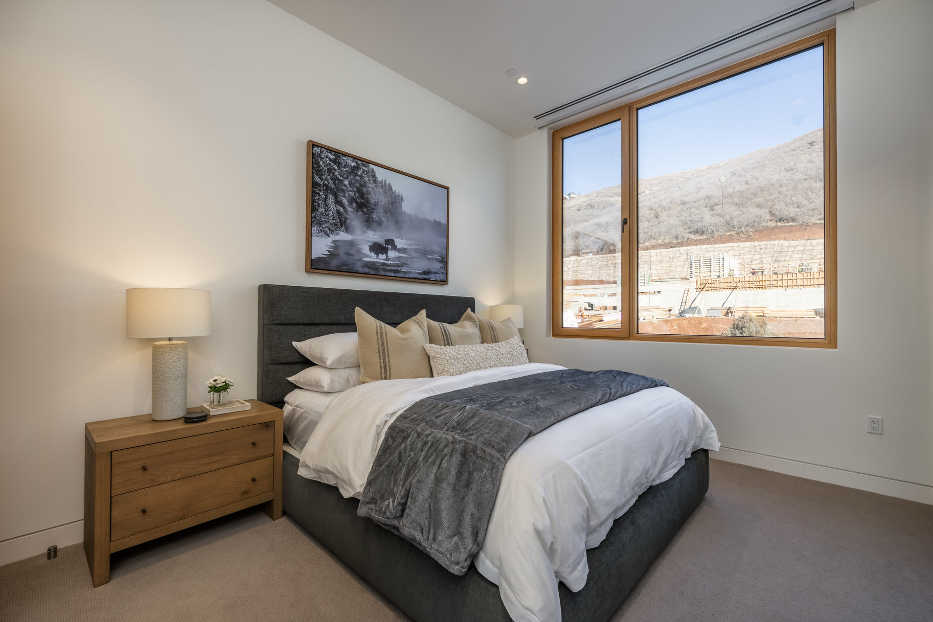  Furnished 5-bedroom Penthouse at Founder