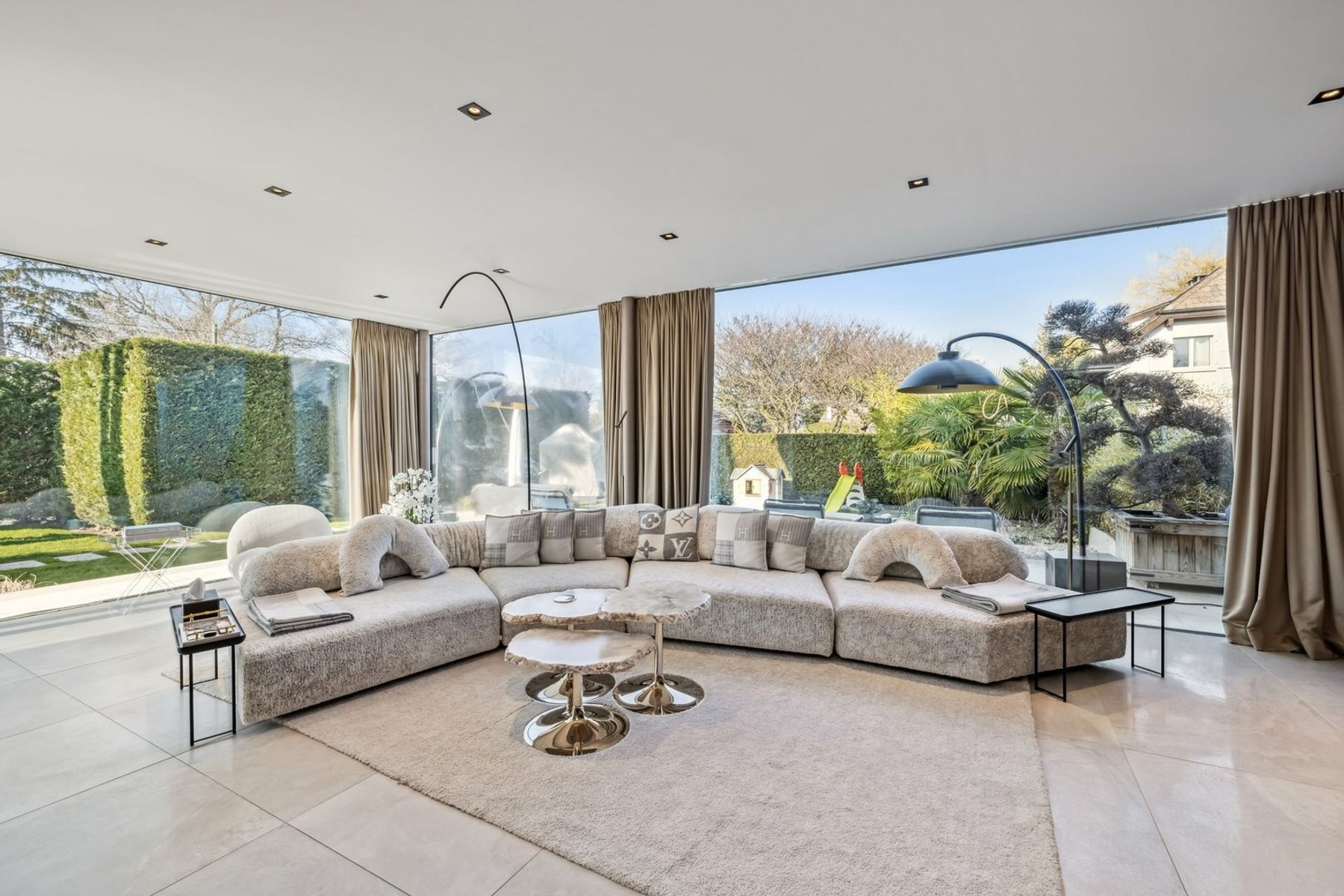  Contemporary elegance in a privileged setting - 物件實景
