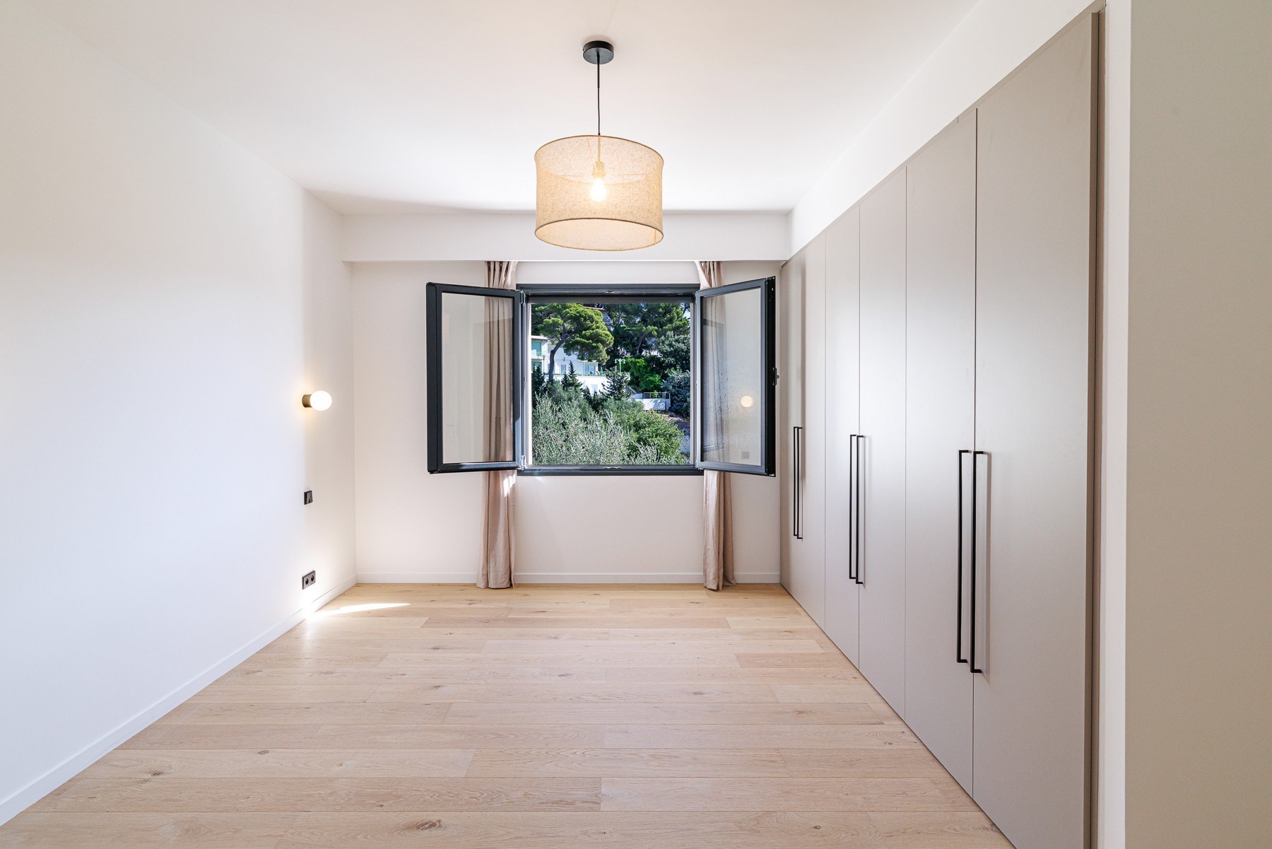  Contemporary villa for sale Nice Gairaut : 5 bedrooms, pool, rooftop terrace - 物件實景