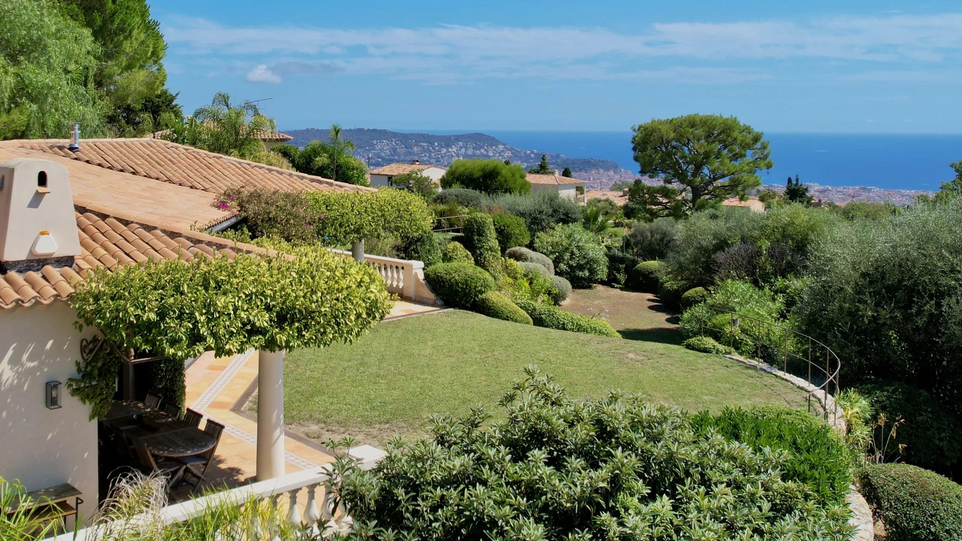 Nice, Provence-Alpes-Côte d’Azur, 06000, FR, 4 Bedrooms Bedrooms, ,6 BathroomsBathrooms,Residential,For Sale,1950974