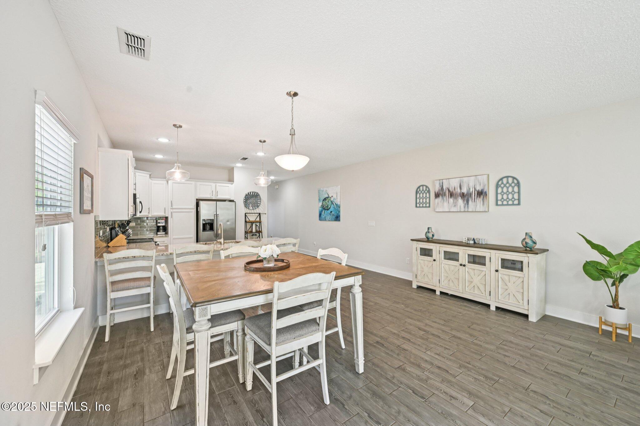 Jacksonville Beach, Florida, 32250, United States, 4 Bedrooms Bedrooms, ,3 BathroomsBathrooms,Residential,For Sale,1939457
